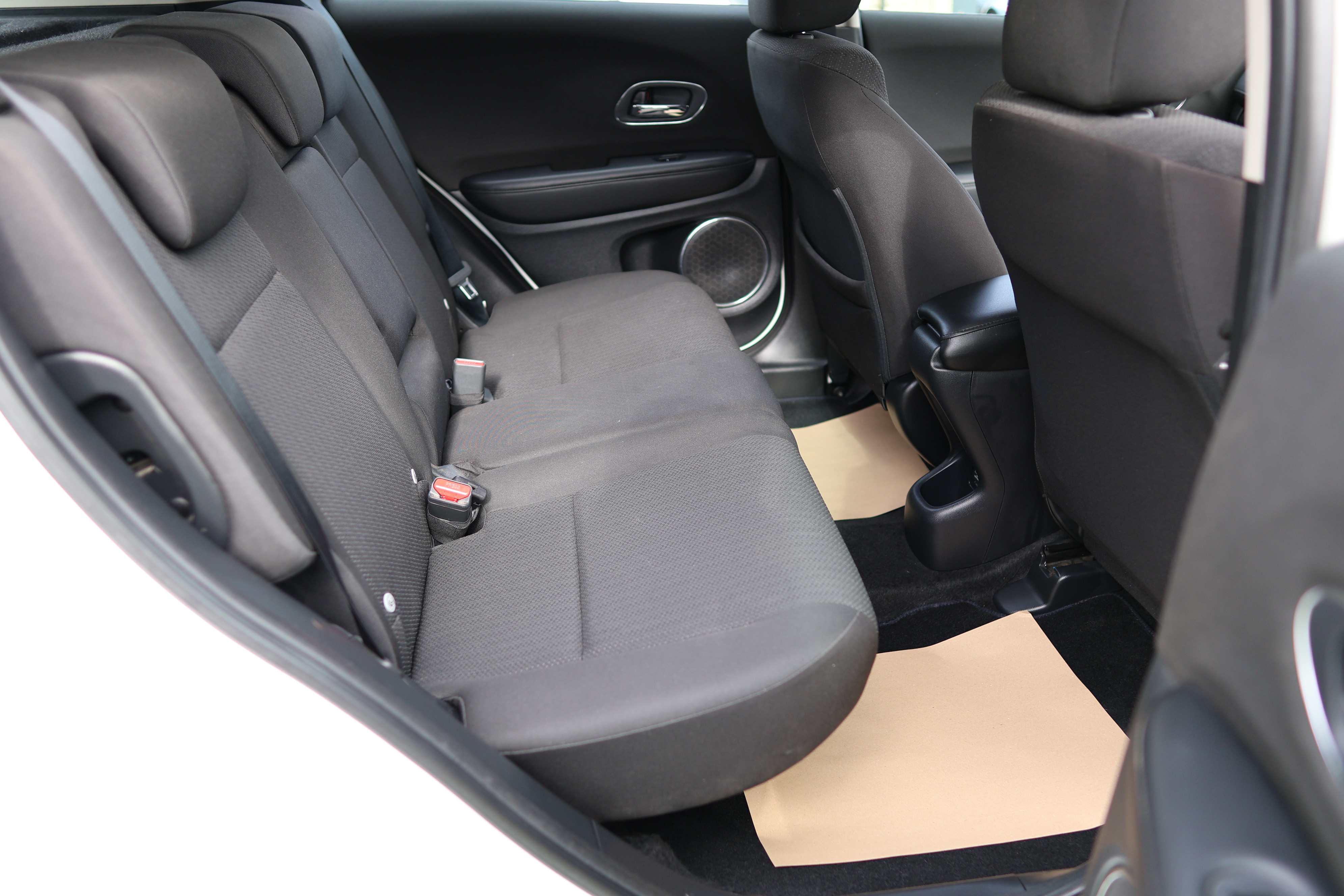 2015 Honda HR-V thumbnail 12