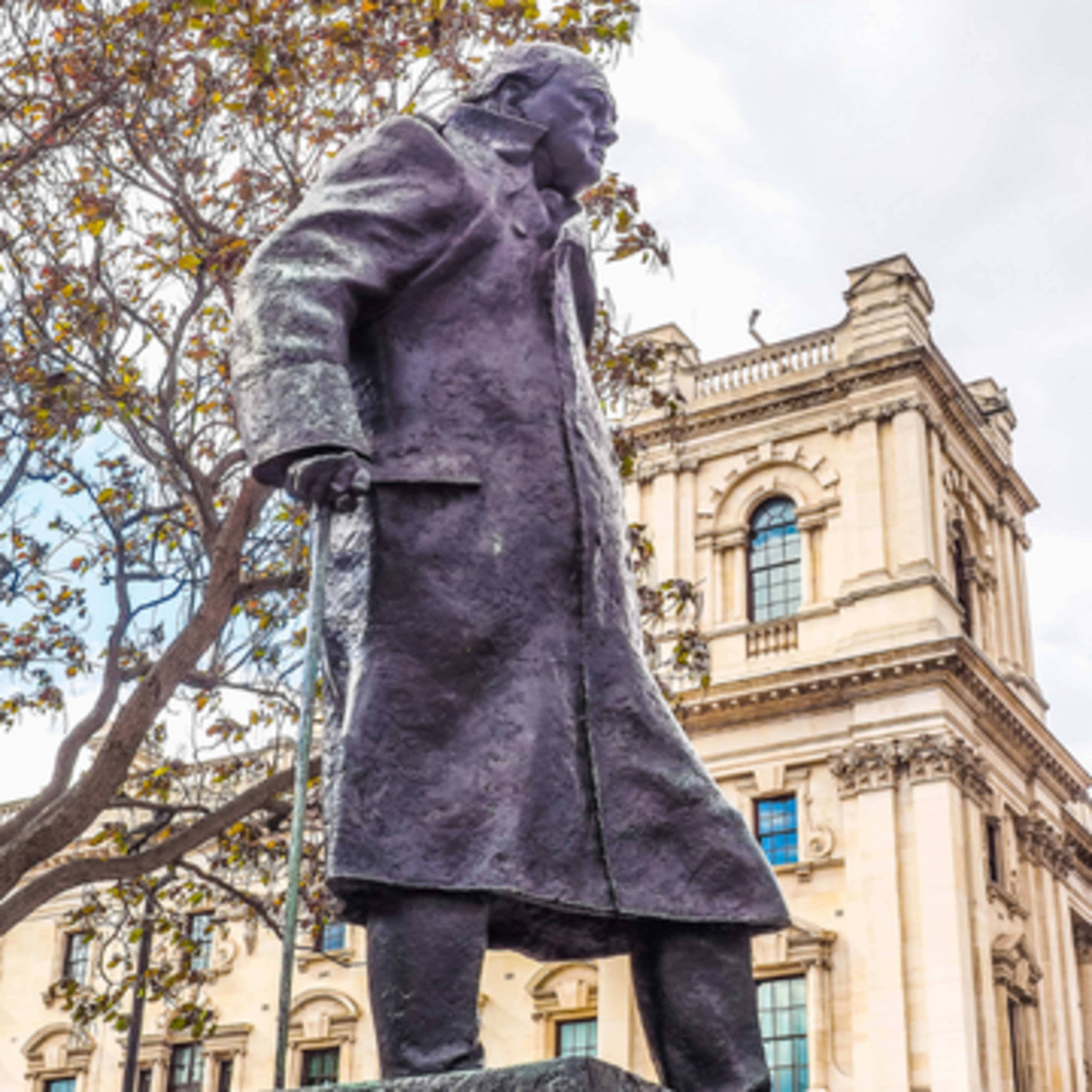 Churchill & World War 2 Walking Tour