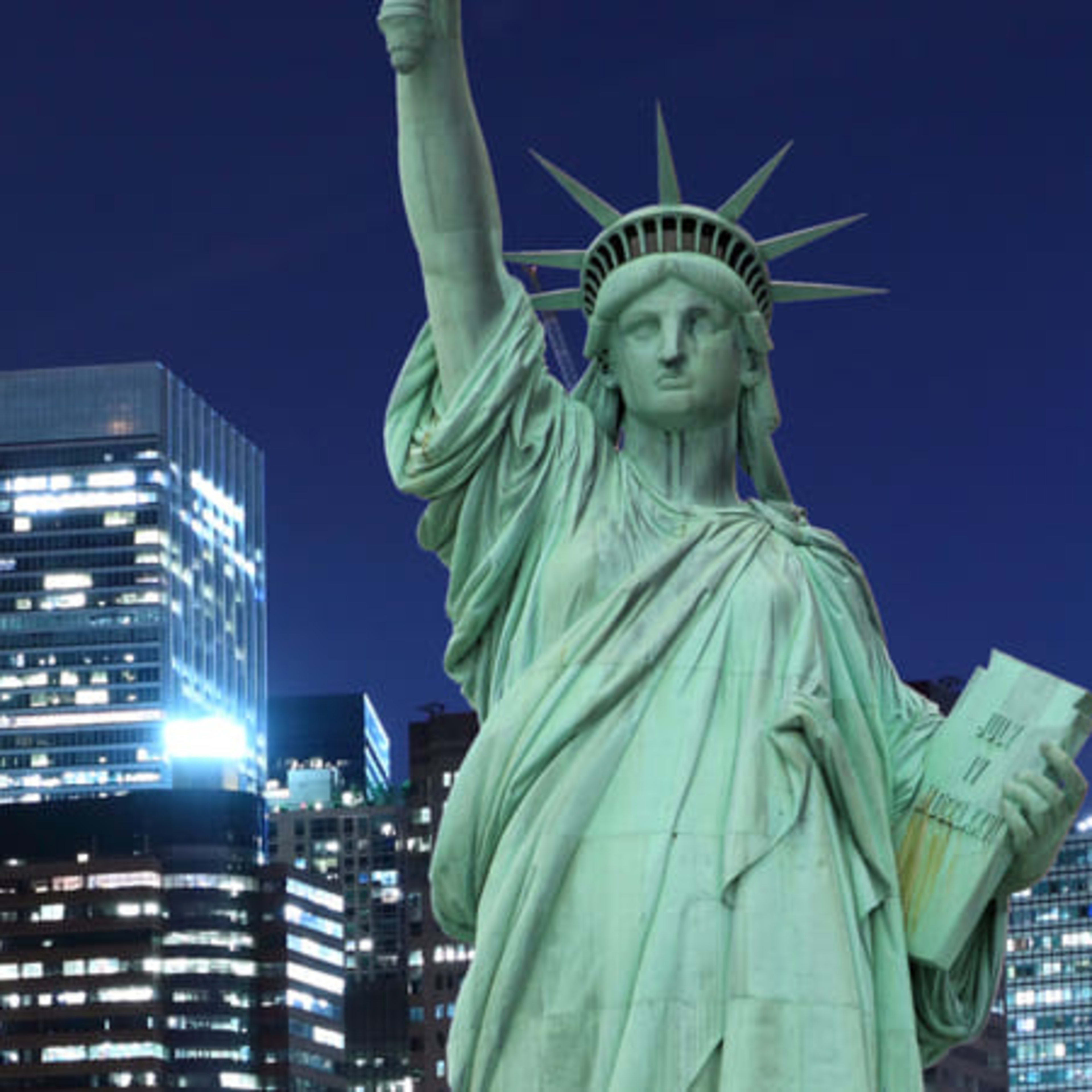 Estatua de la Libertad y rascacielos de Nueva York. Las 10 principales atracciones de Nueva York.