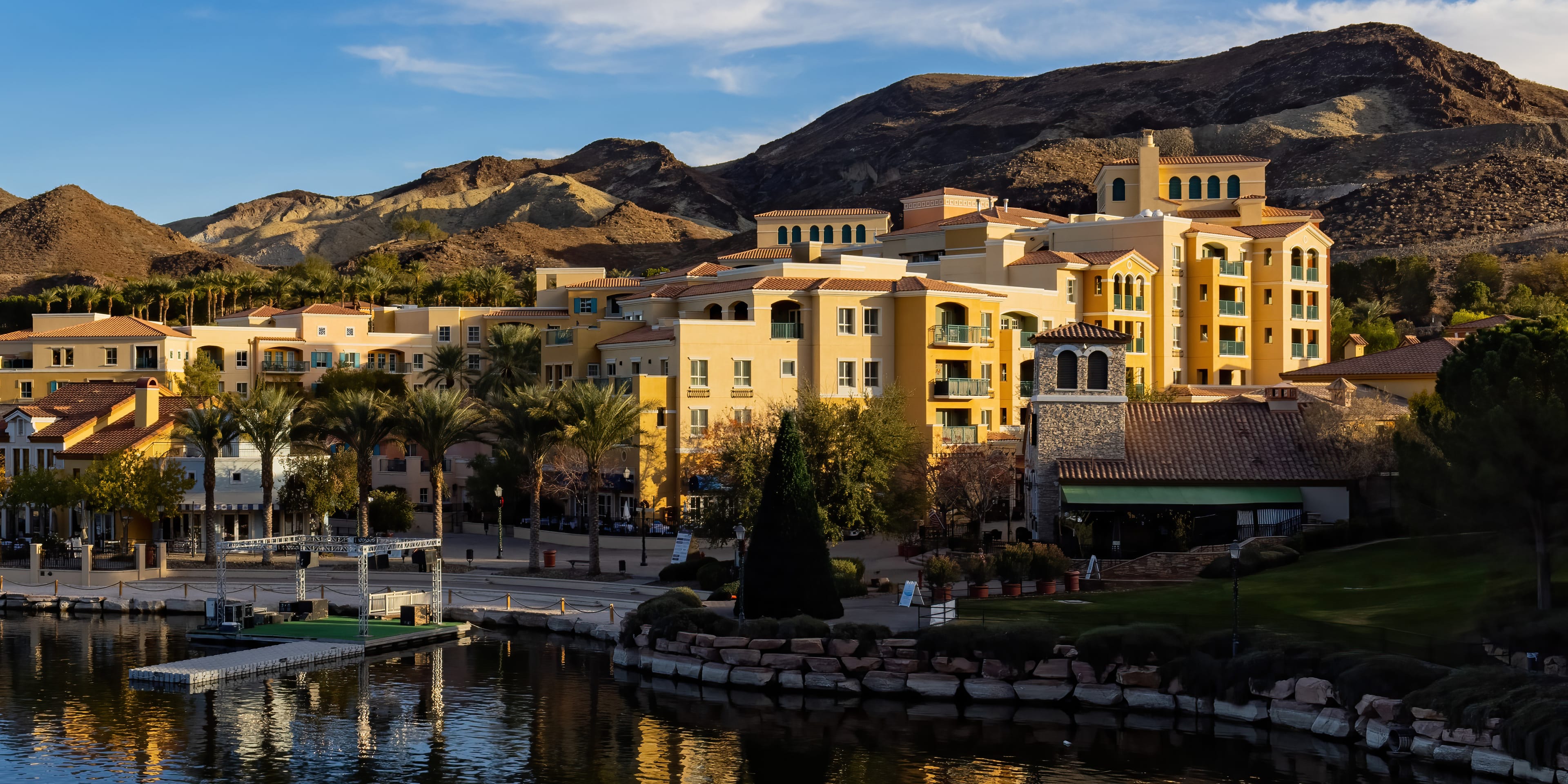 lake las vegas