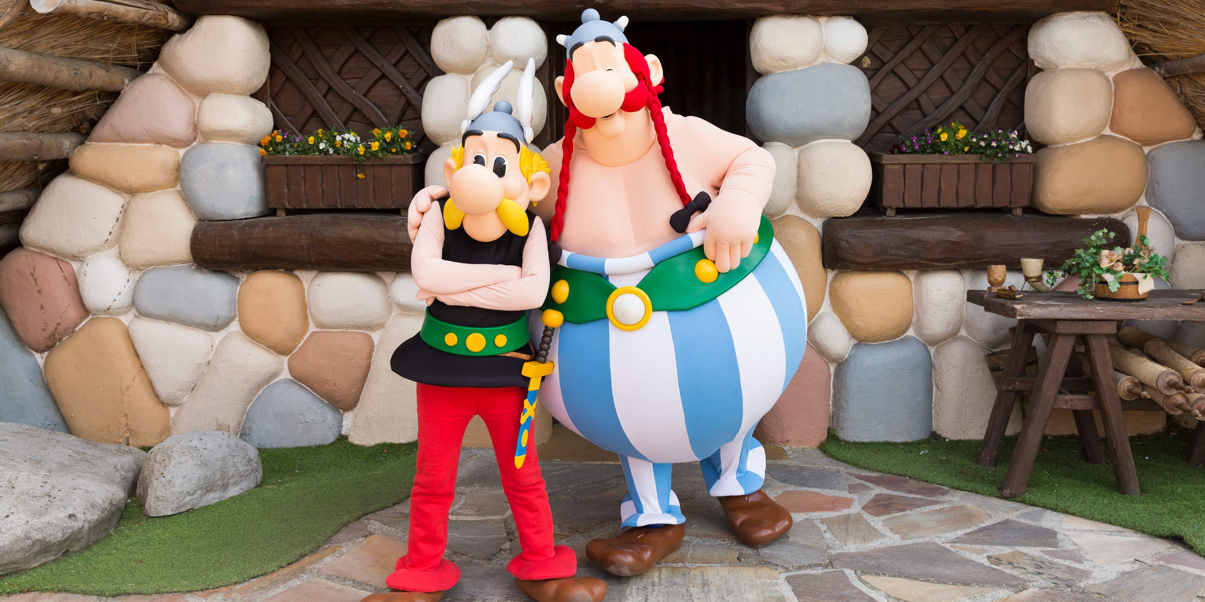 Parc Asterix Characters
