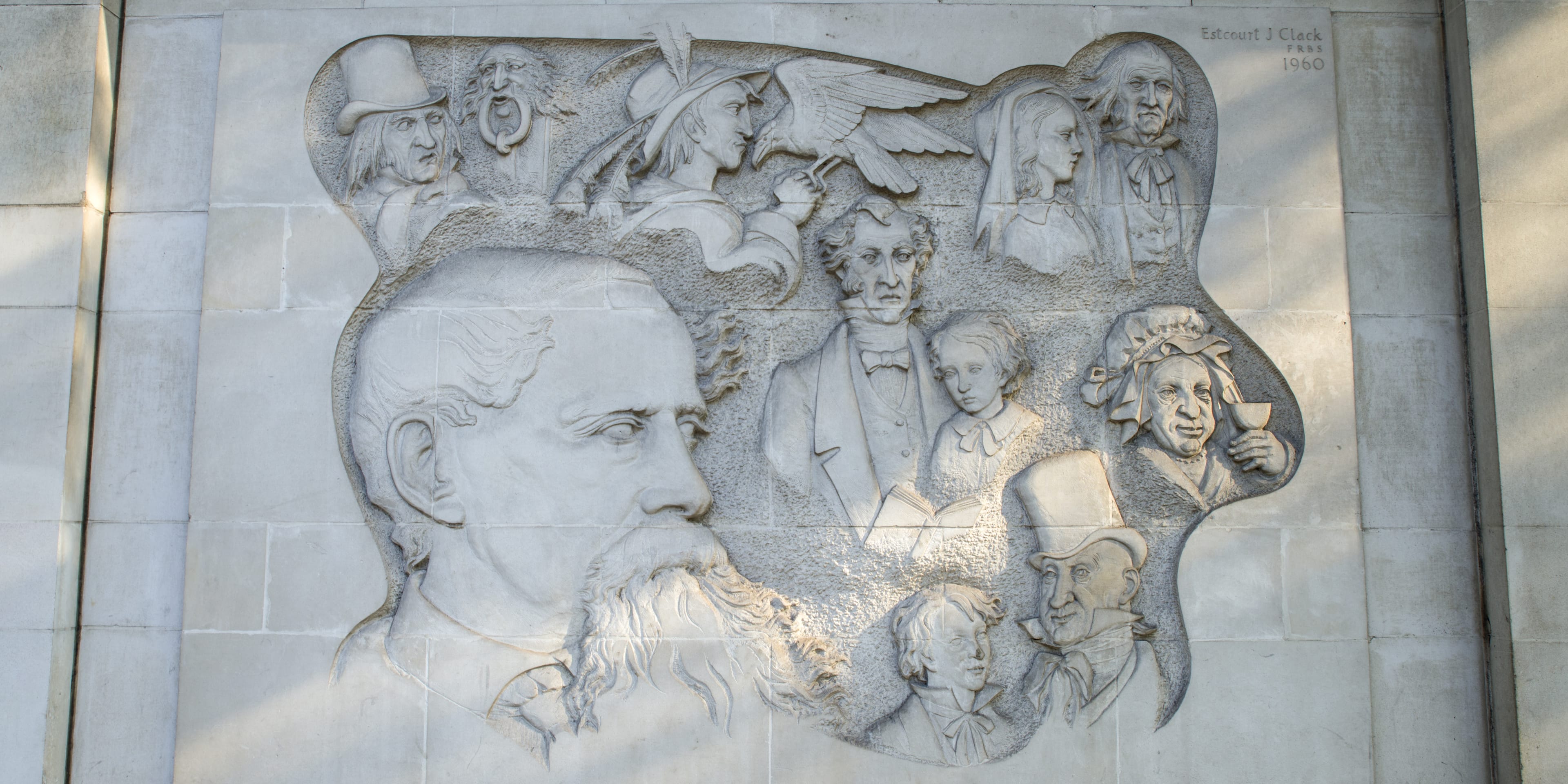 Curiosità su Charles Dickens