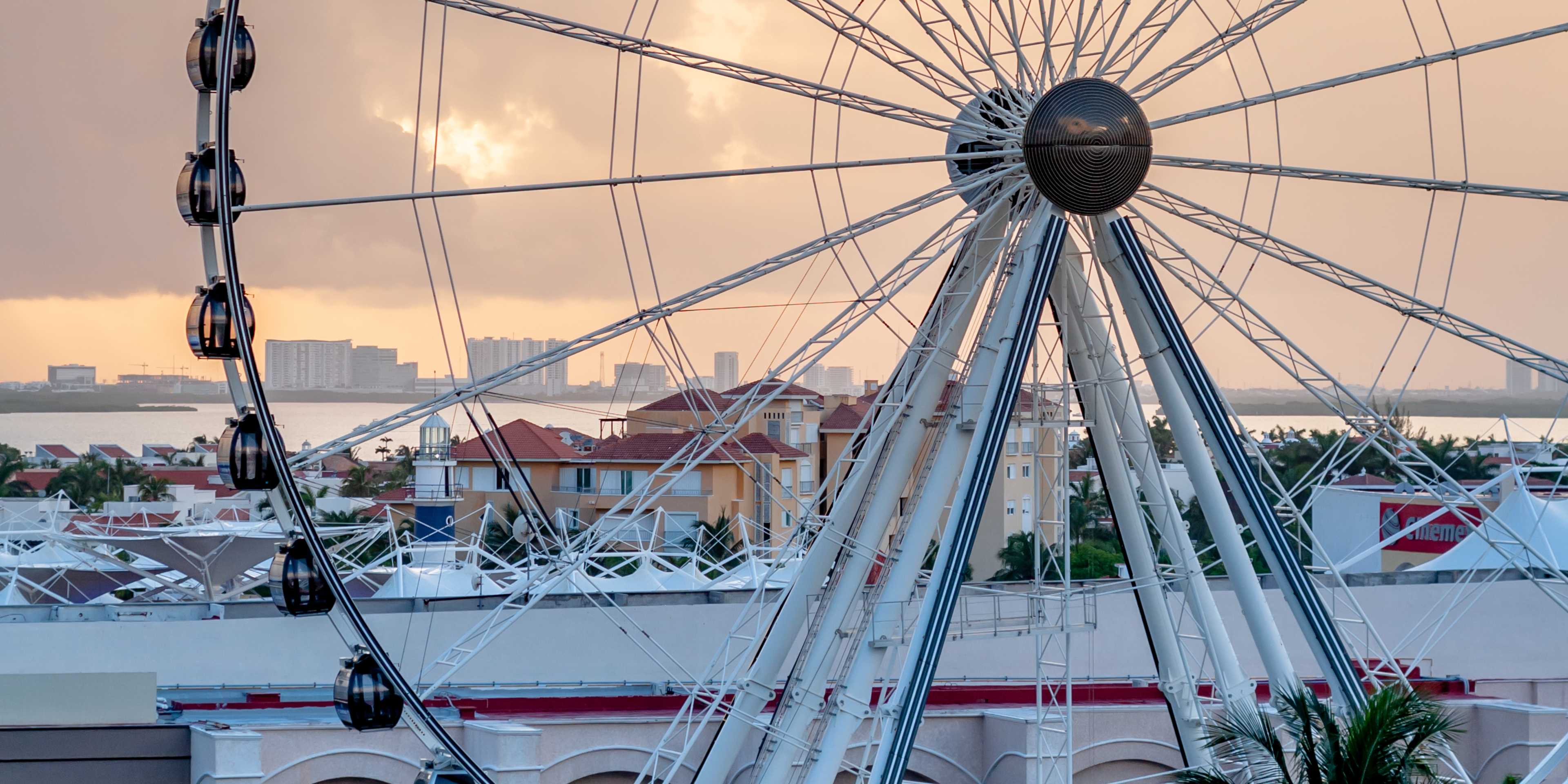 Sky Wheel Cancun