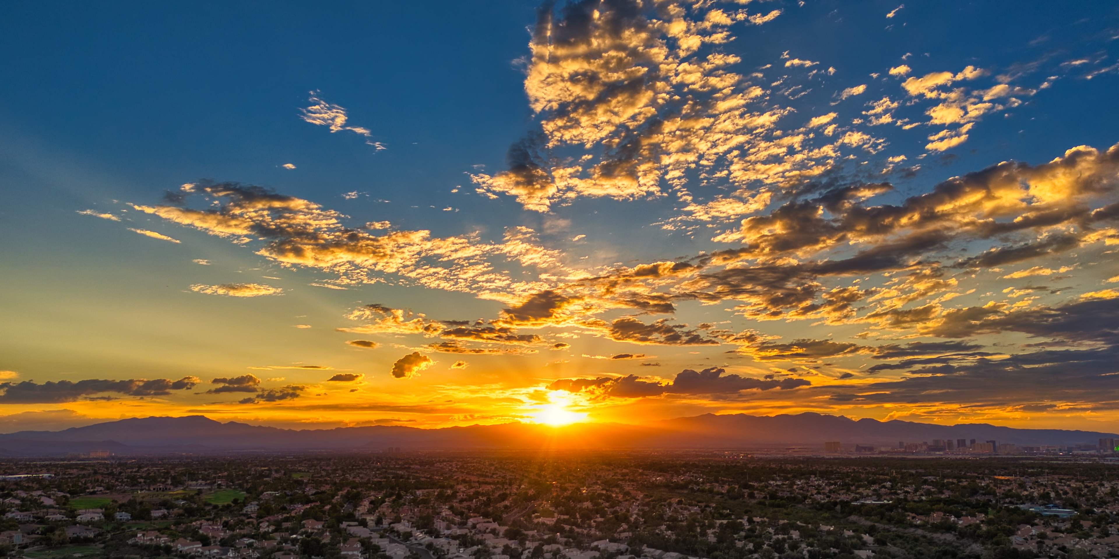 beautiful sunset over vegas