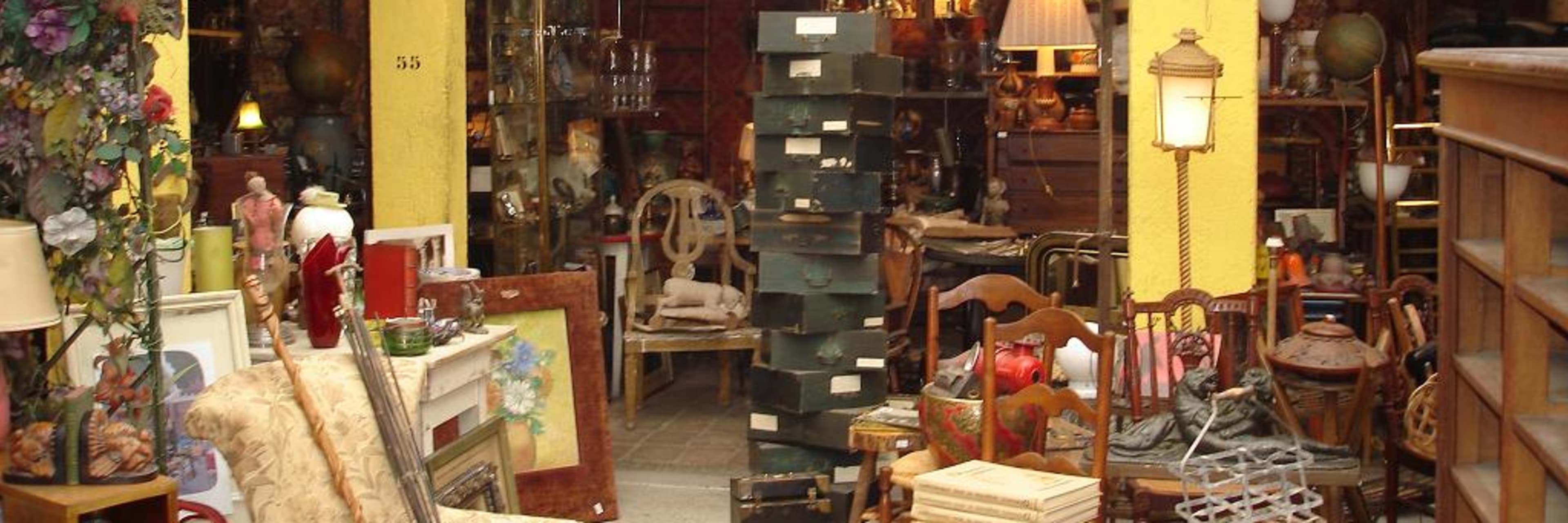 Vintage Voyage: St Ouen Flea Market Unveiled by Local Market Experts