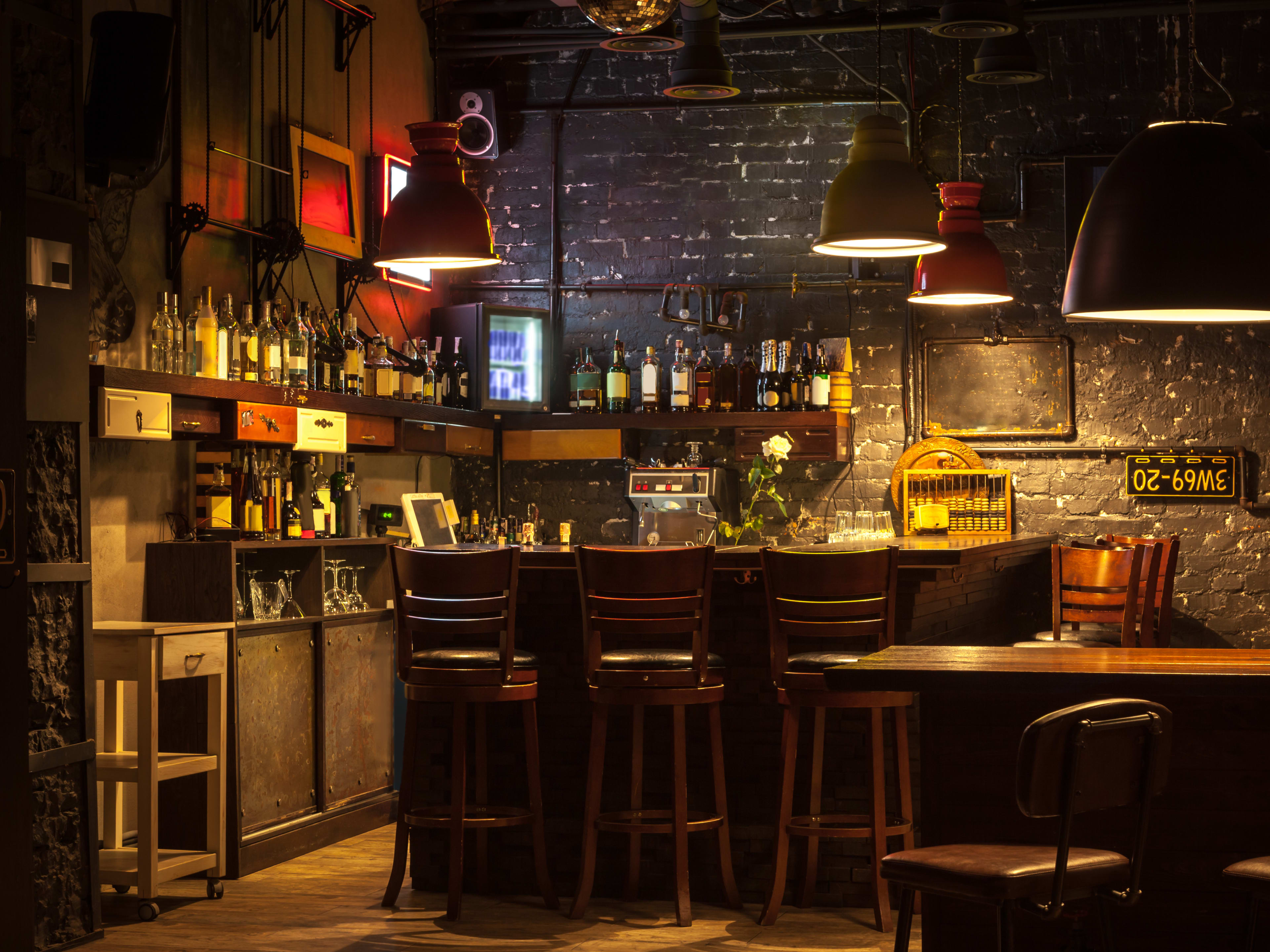 Top Spots to Drink Near Yankee Stadium 