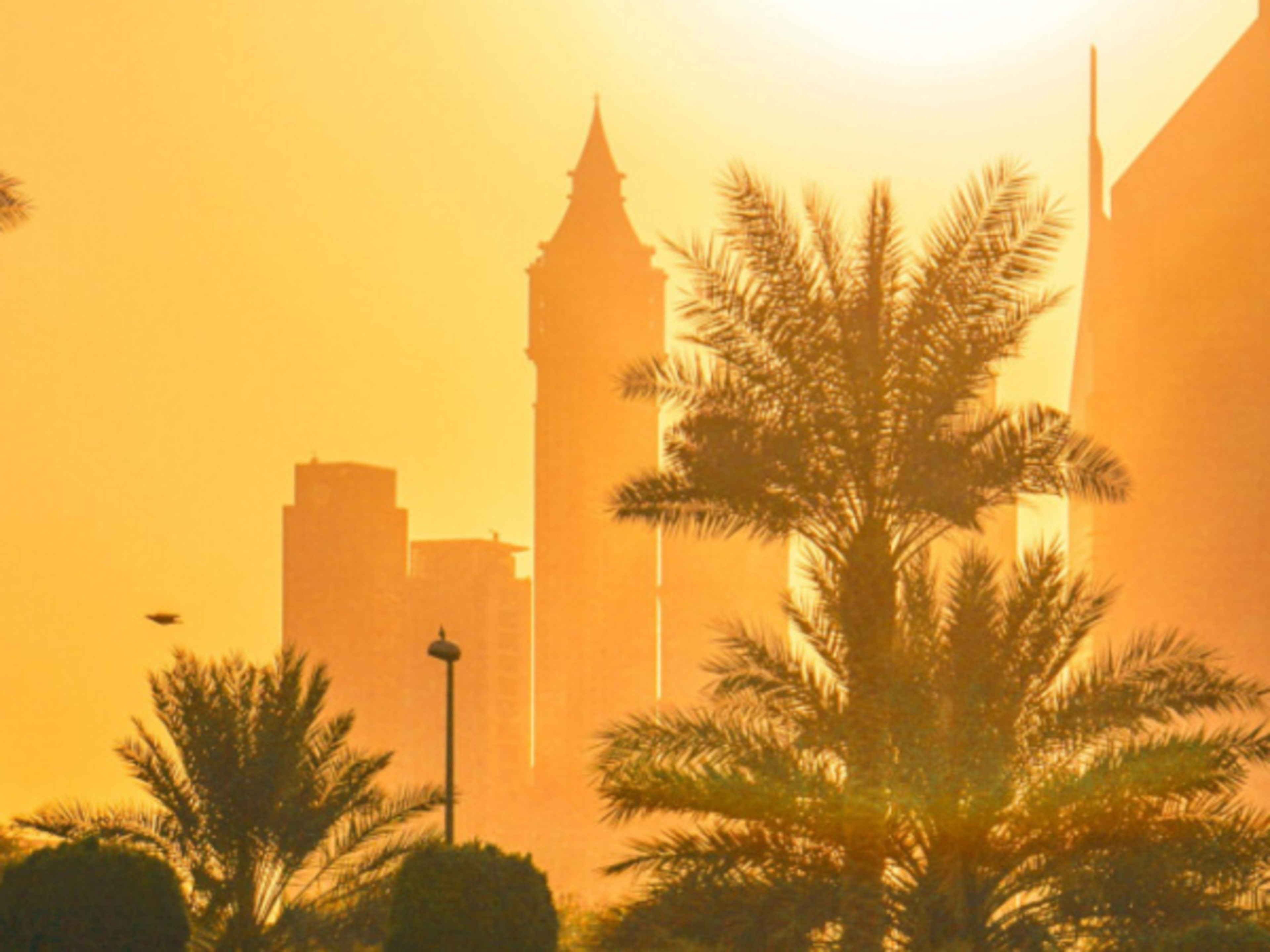 dubai scorching summer sun