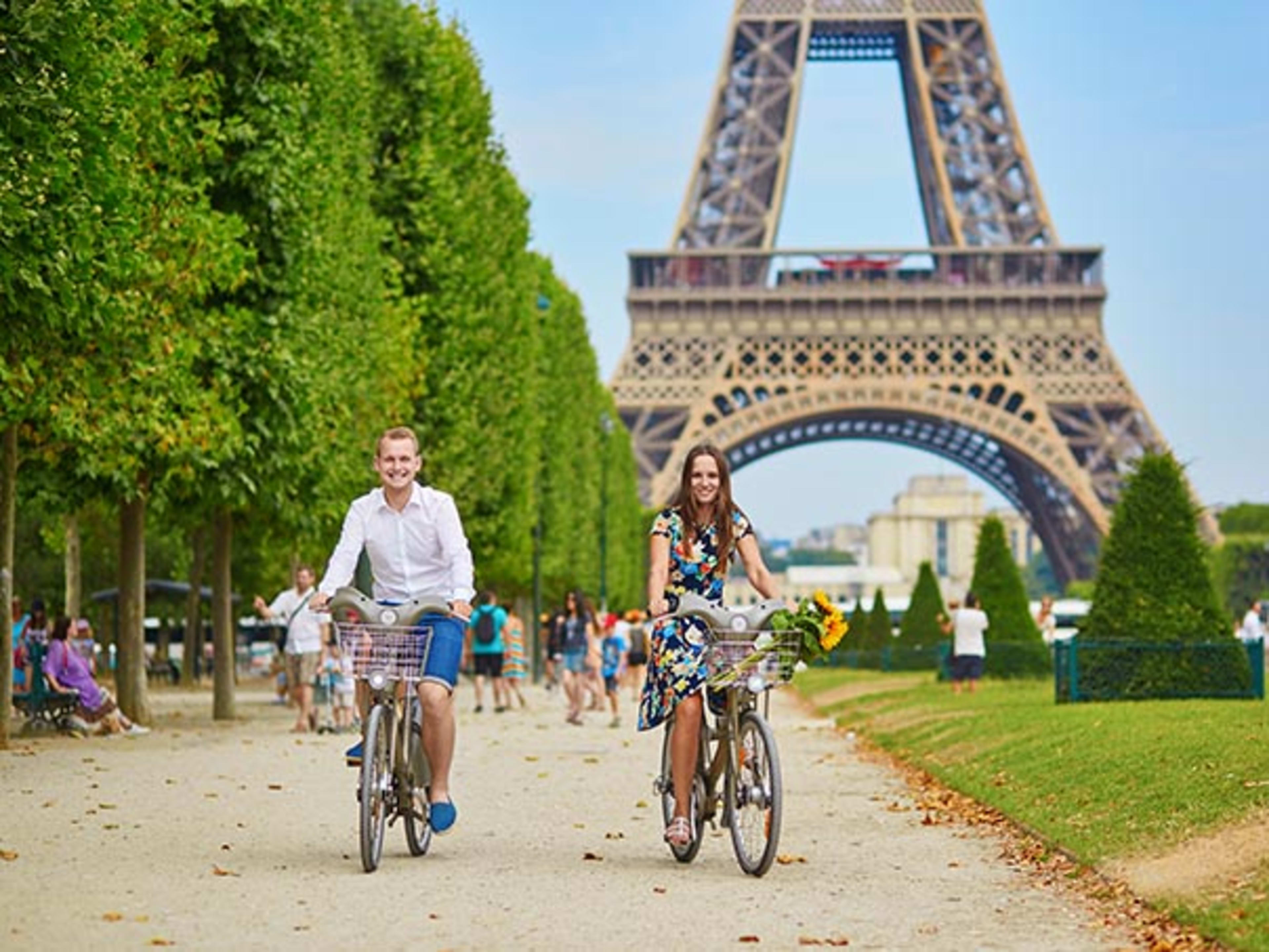 Paris explorer Pass VS Paris Pass