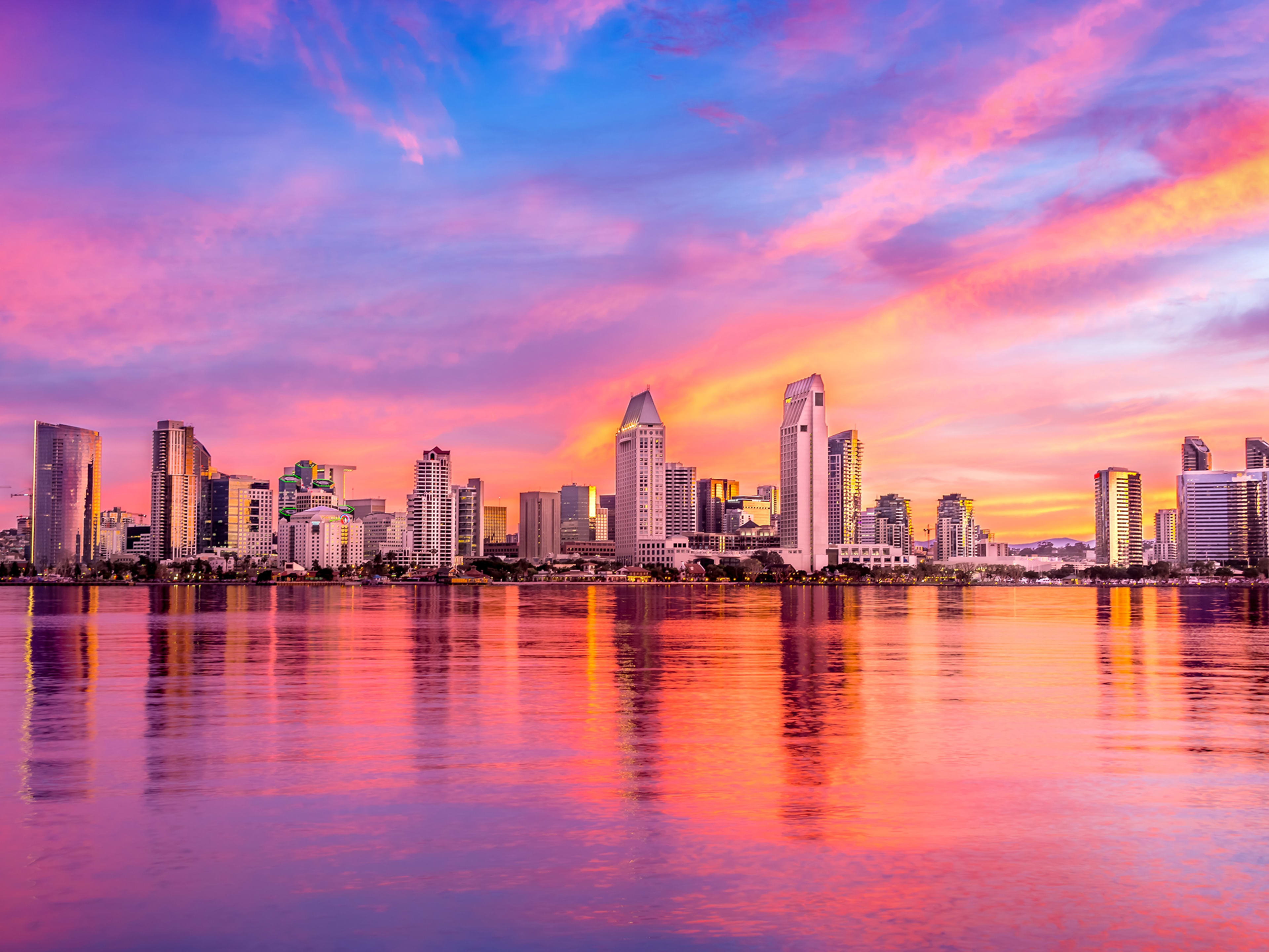 Baía de San Diego ao pôr do sol