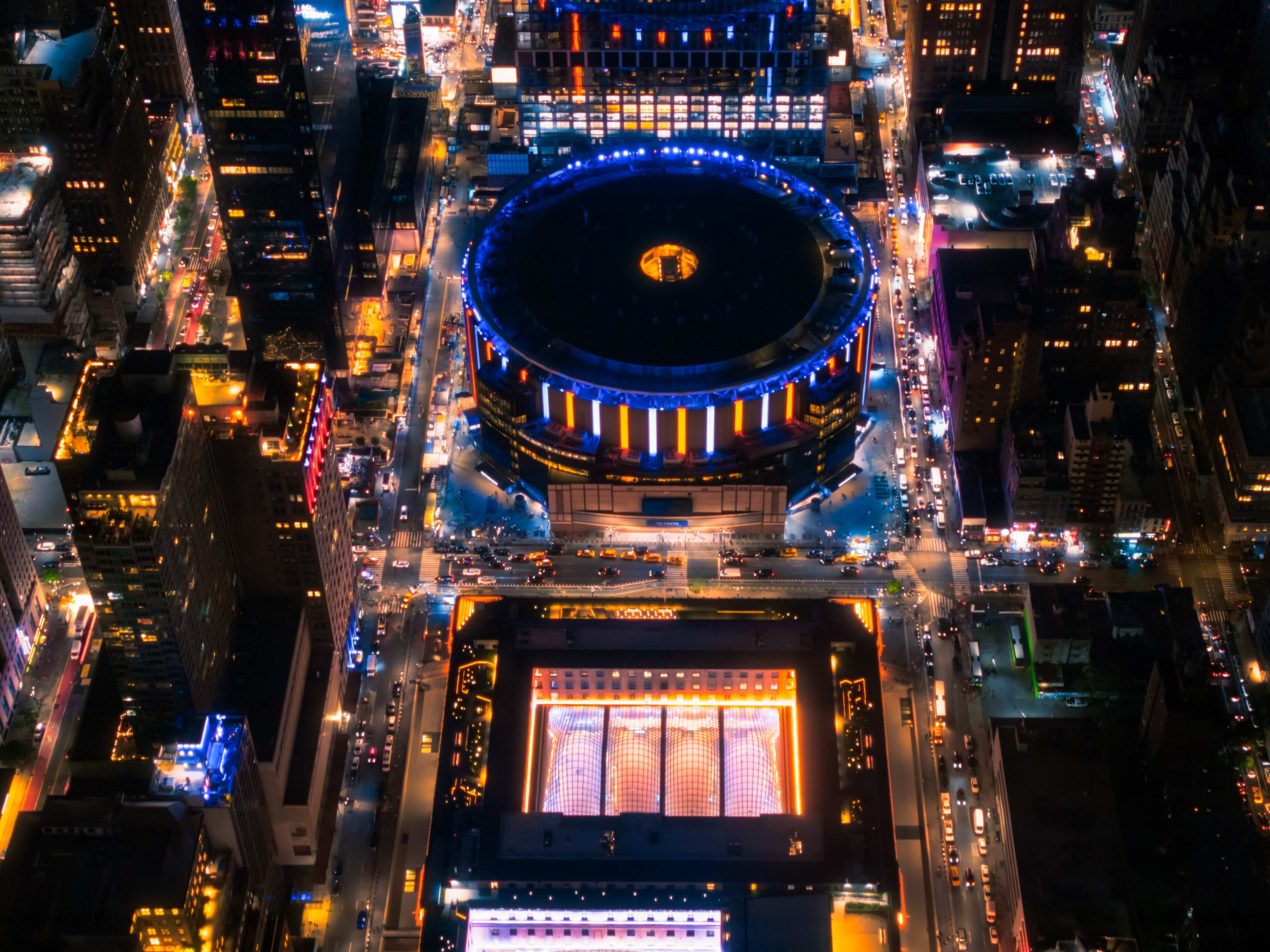 madison square garden arial view at night