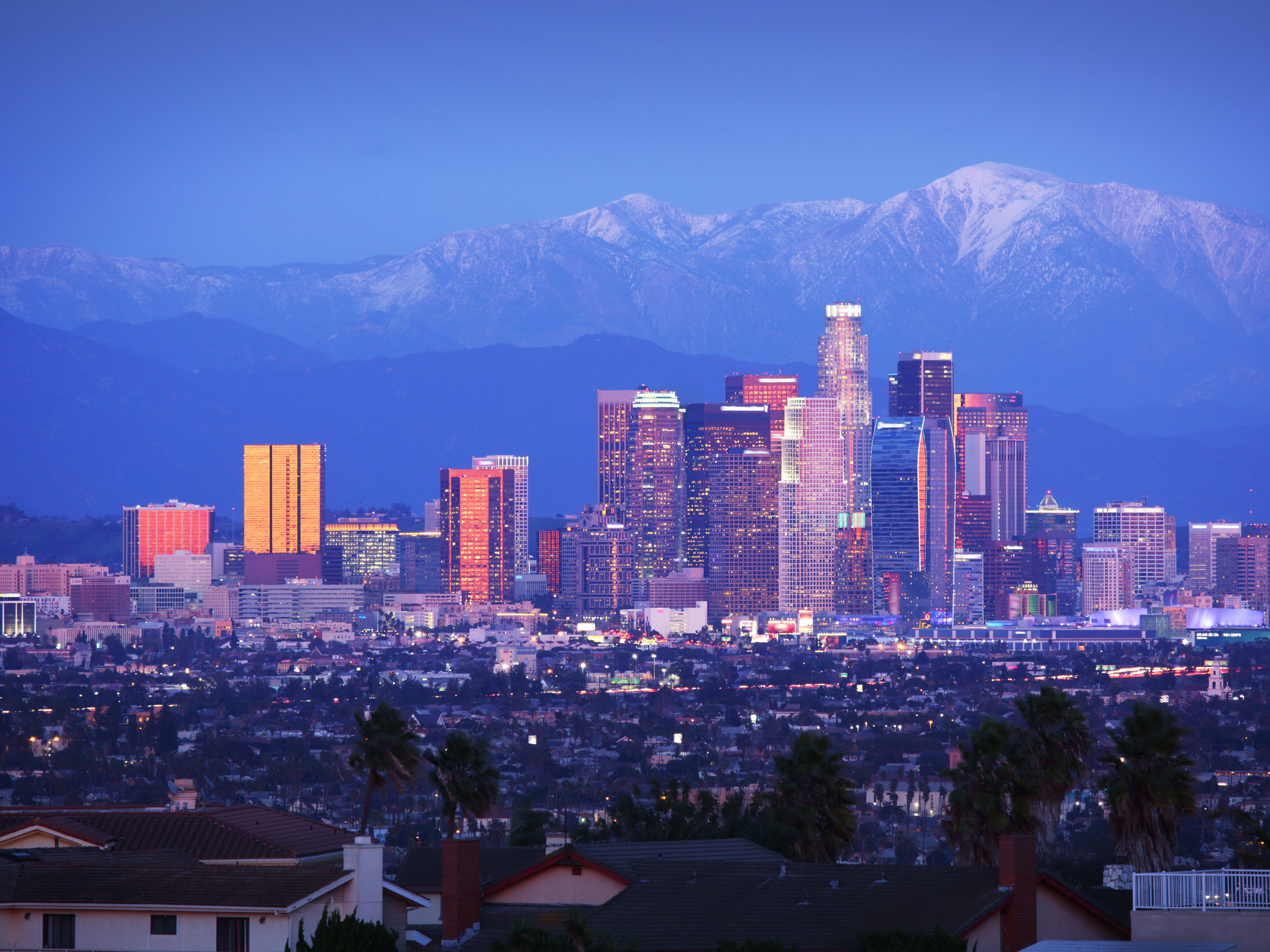 skyline-los-angeles-during-sunset