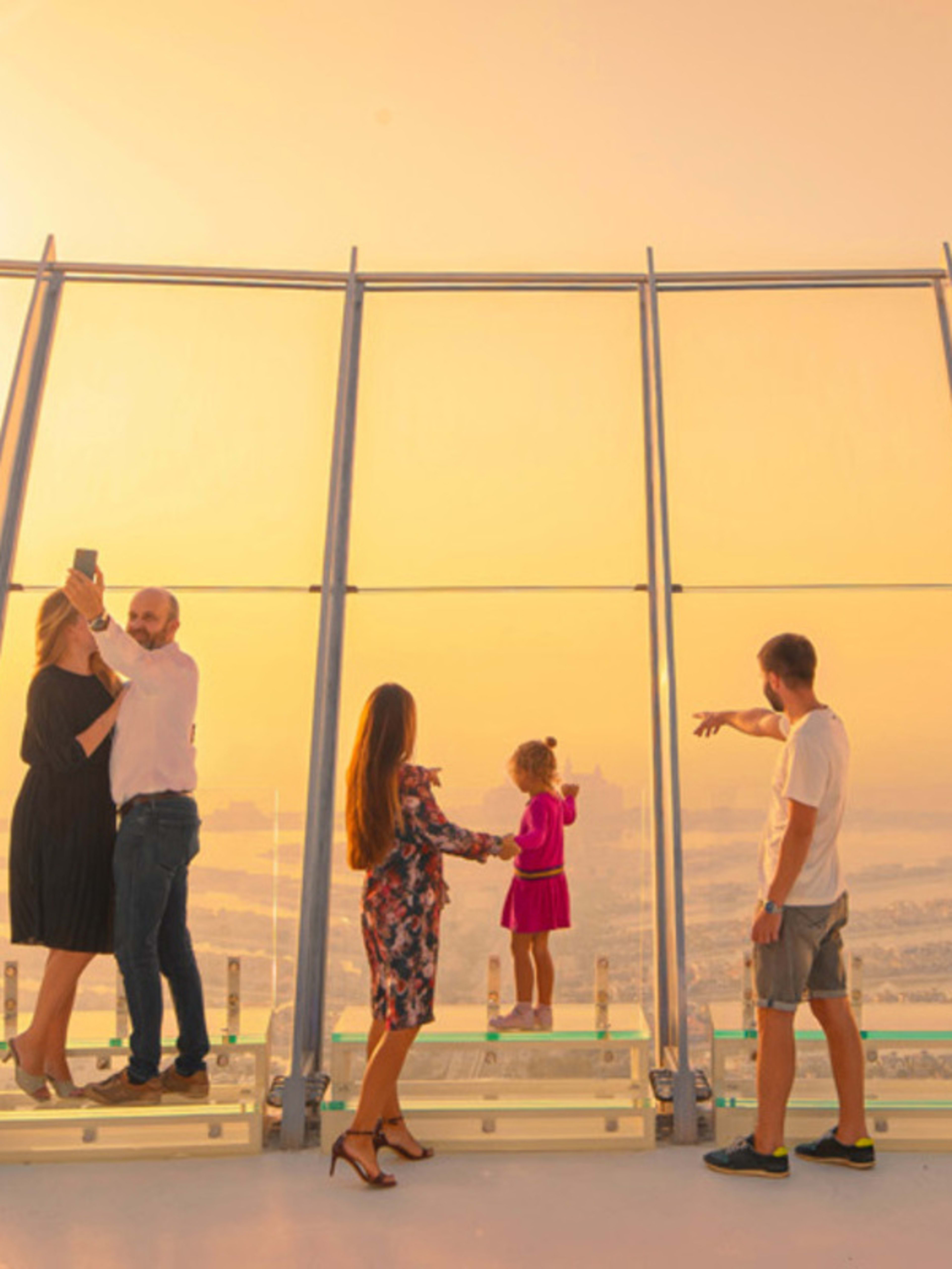 H3: The View at The Palm highlights   360-degree views – The View at The Palm’s unique position means that it commands views of the Palm Jumeirah, Persian Gulf and city skyline all at once!. Outdoor terrace – step outside and stroll around the wraparound terrace on the tower’s 52nd floor. The Lounge – pause for a drink while you admire thosee exceptional views of the Palm Jumeirah.  This section should be used to call out the main draws of this specific experience for those skim reading this copy. Think: wh