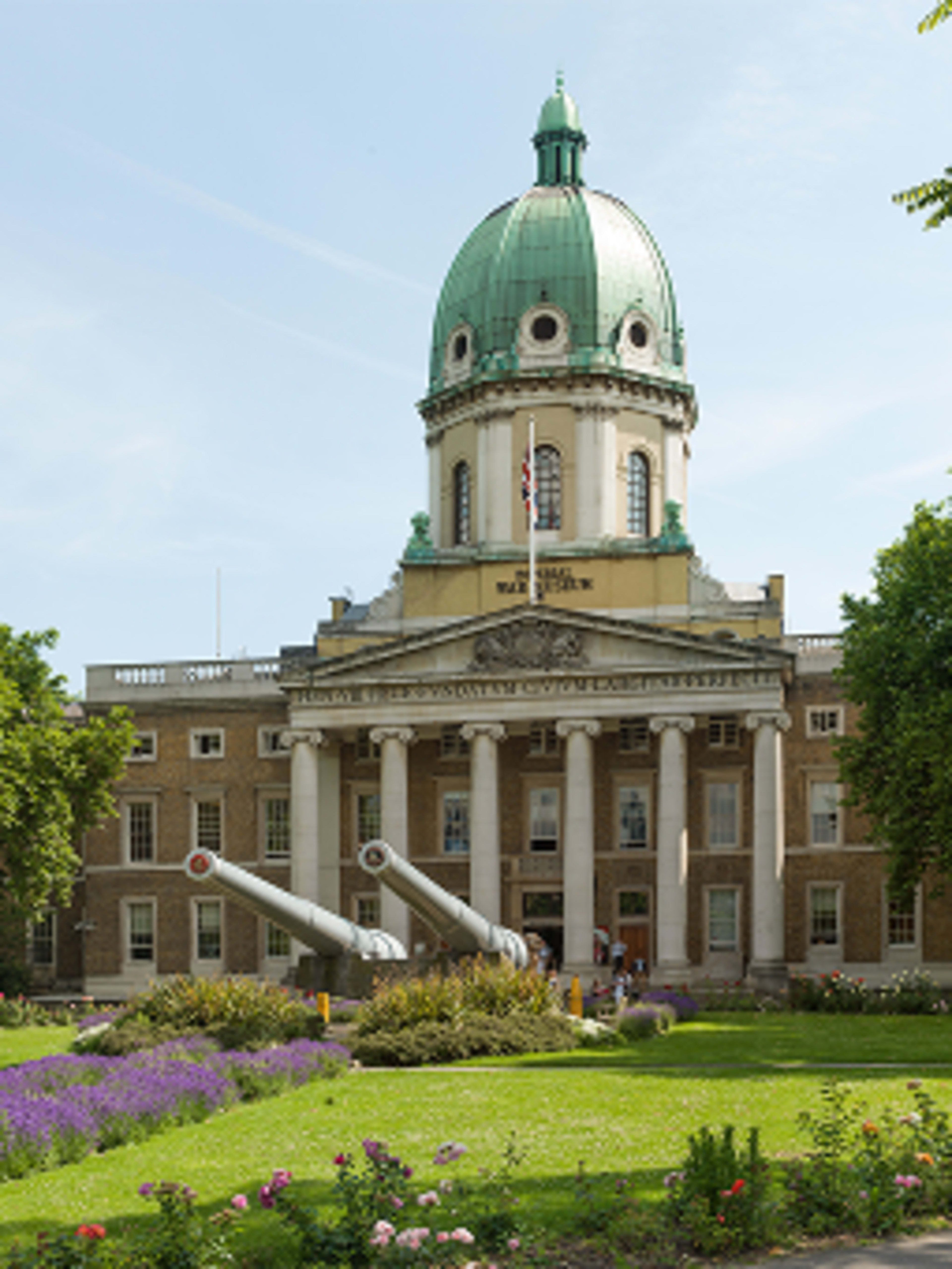 Imperial War Museum London with Souvenir Guidebook