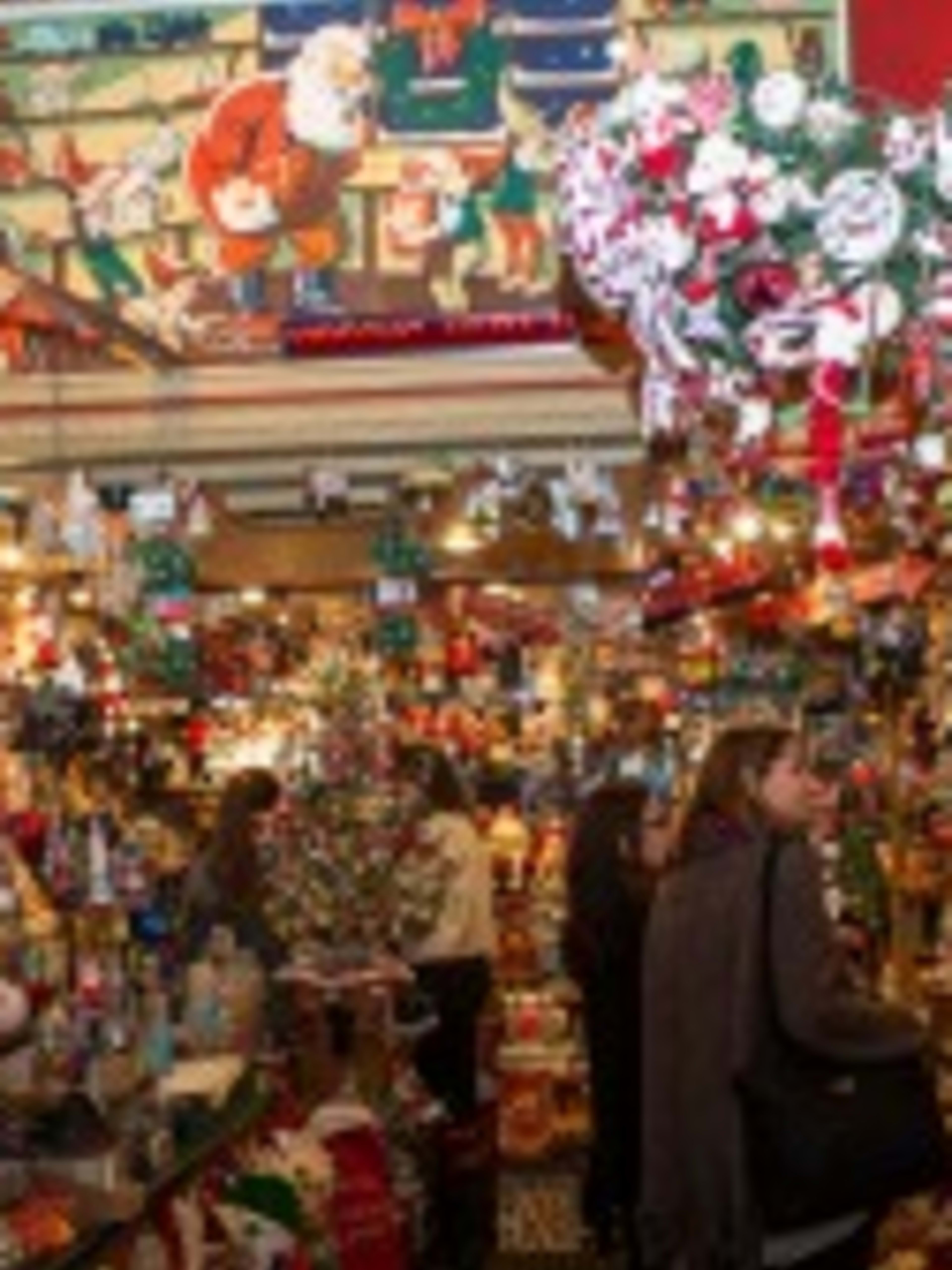 Holiday Markets & Lights Tour