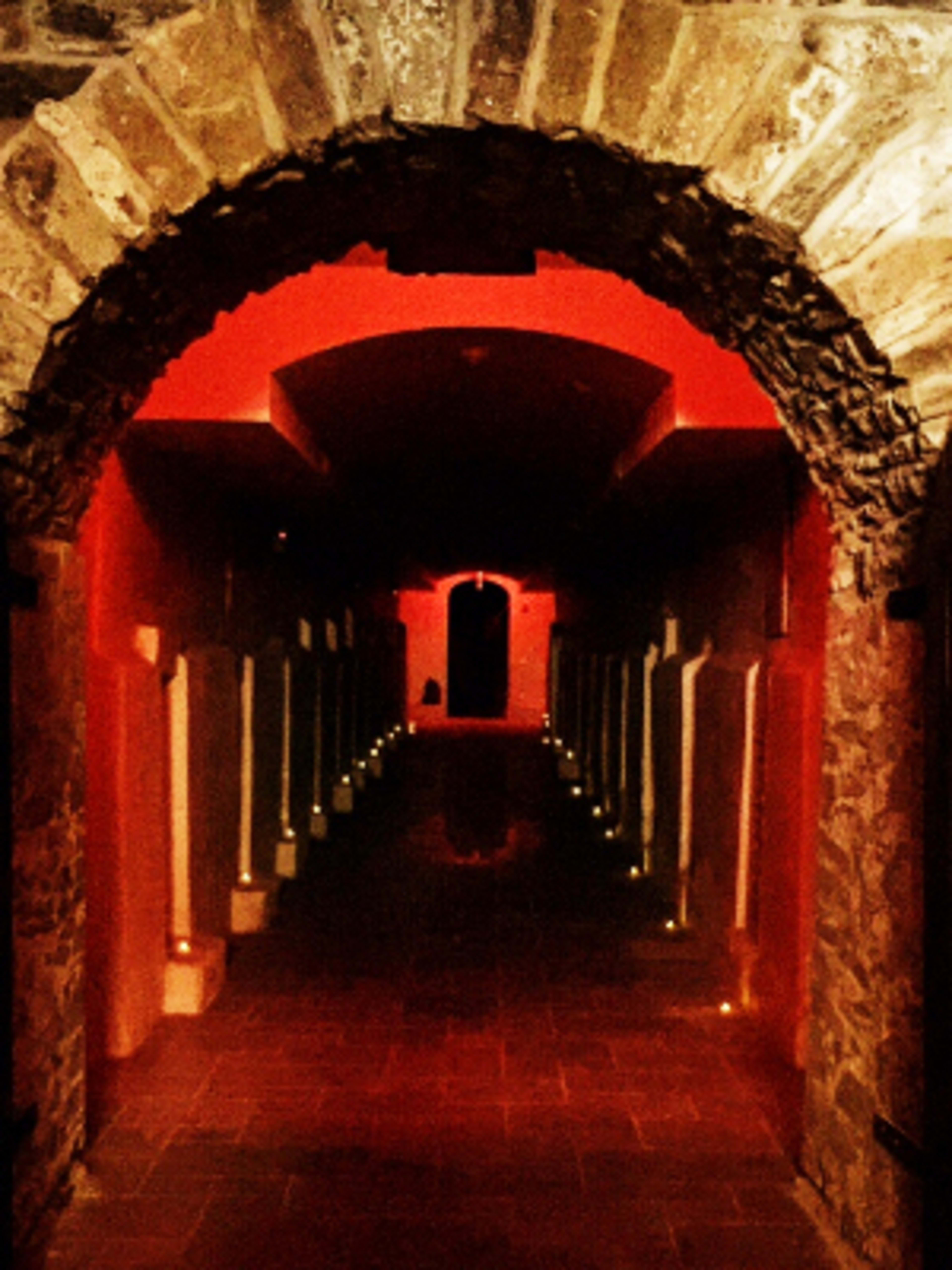 Catacombs by Candlelight Tour New York Tour