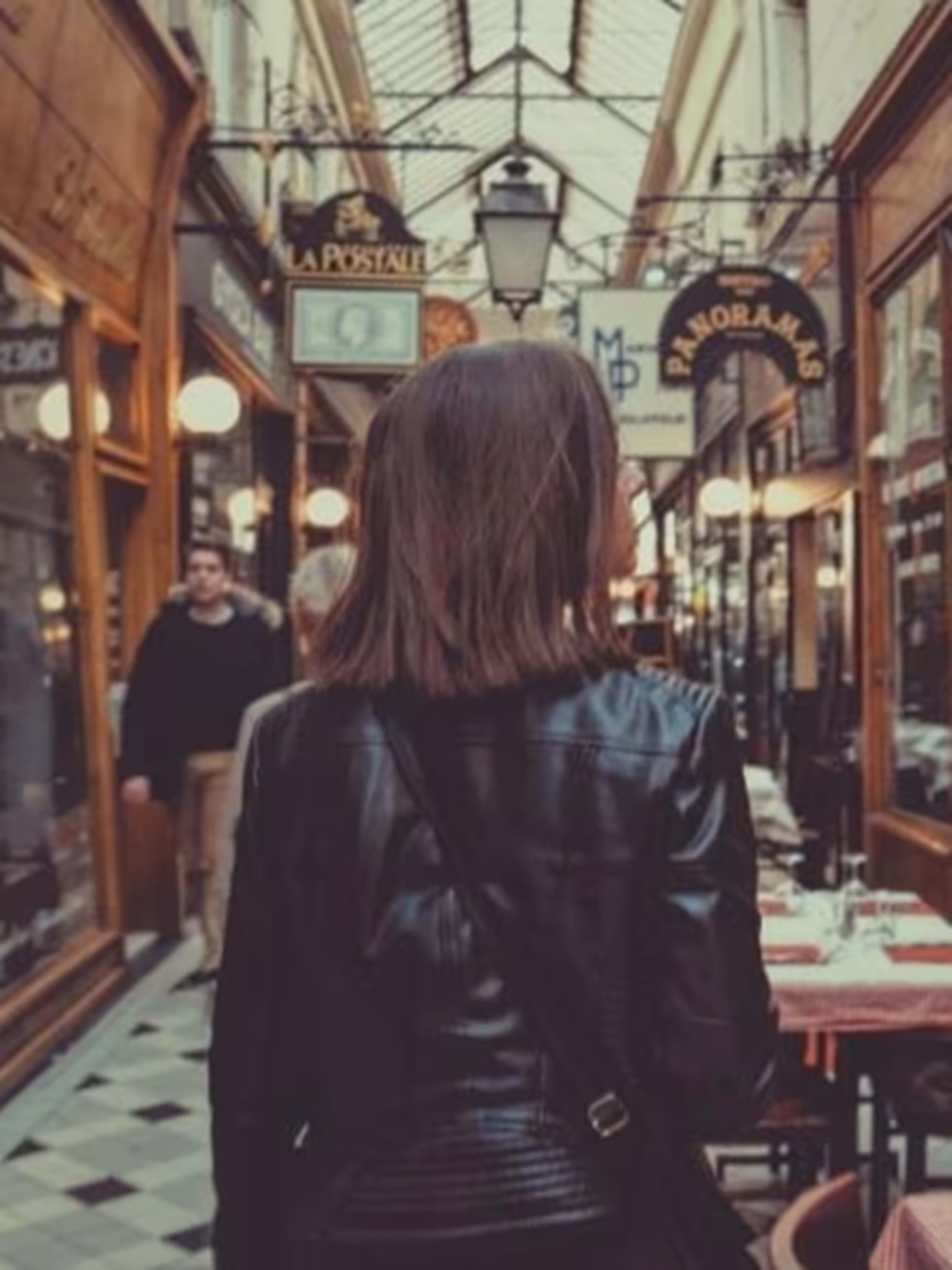 The Birth of Parisian Shopping: Luxury, Fashion & Hidden Passages