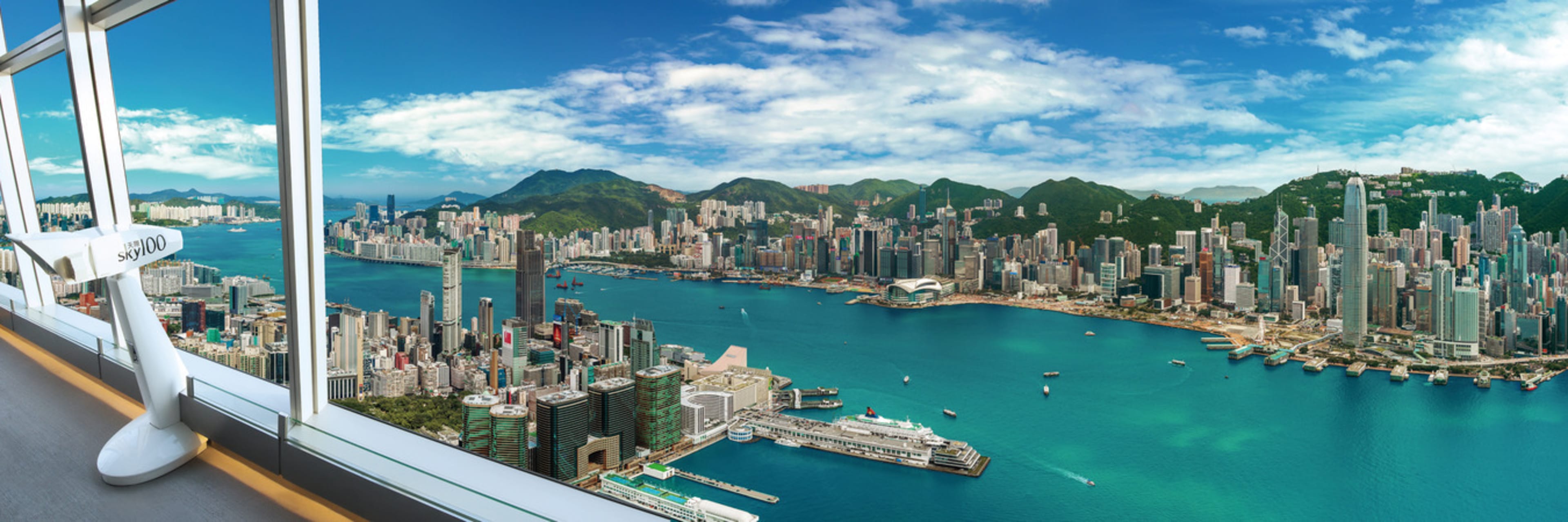 Daytime view at the Sky100 Hong Kong Observation Deck.