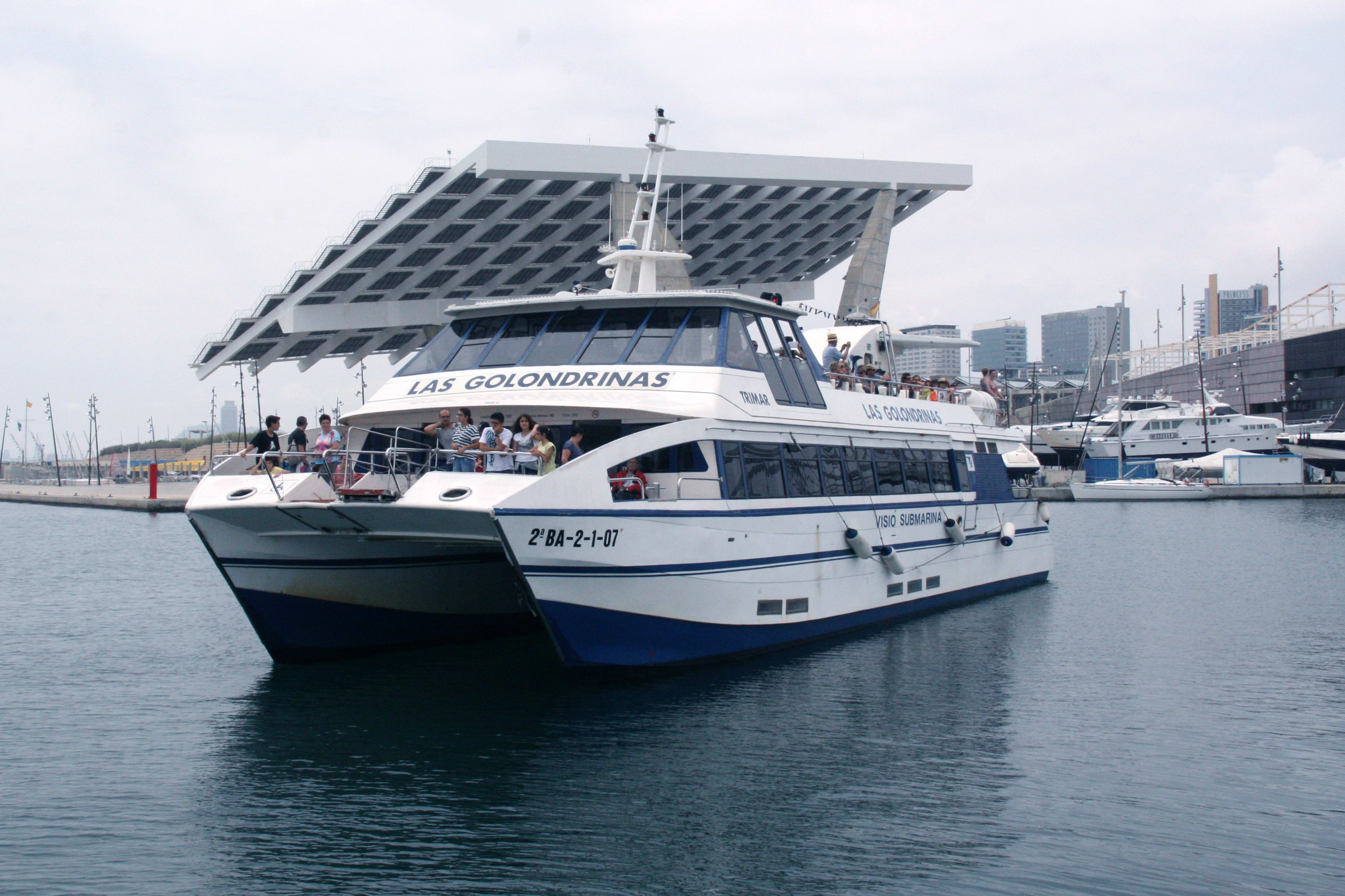 Las Golondrinas Boat Cruise
