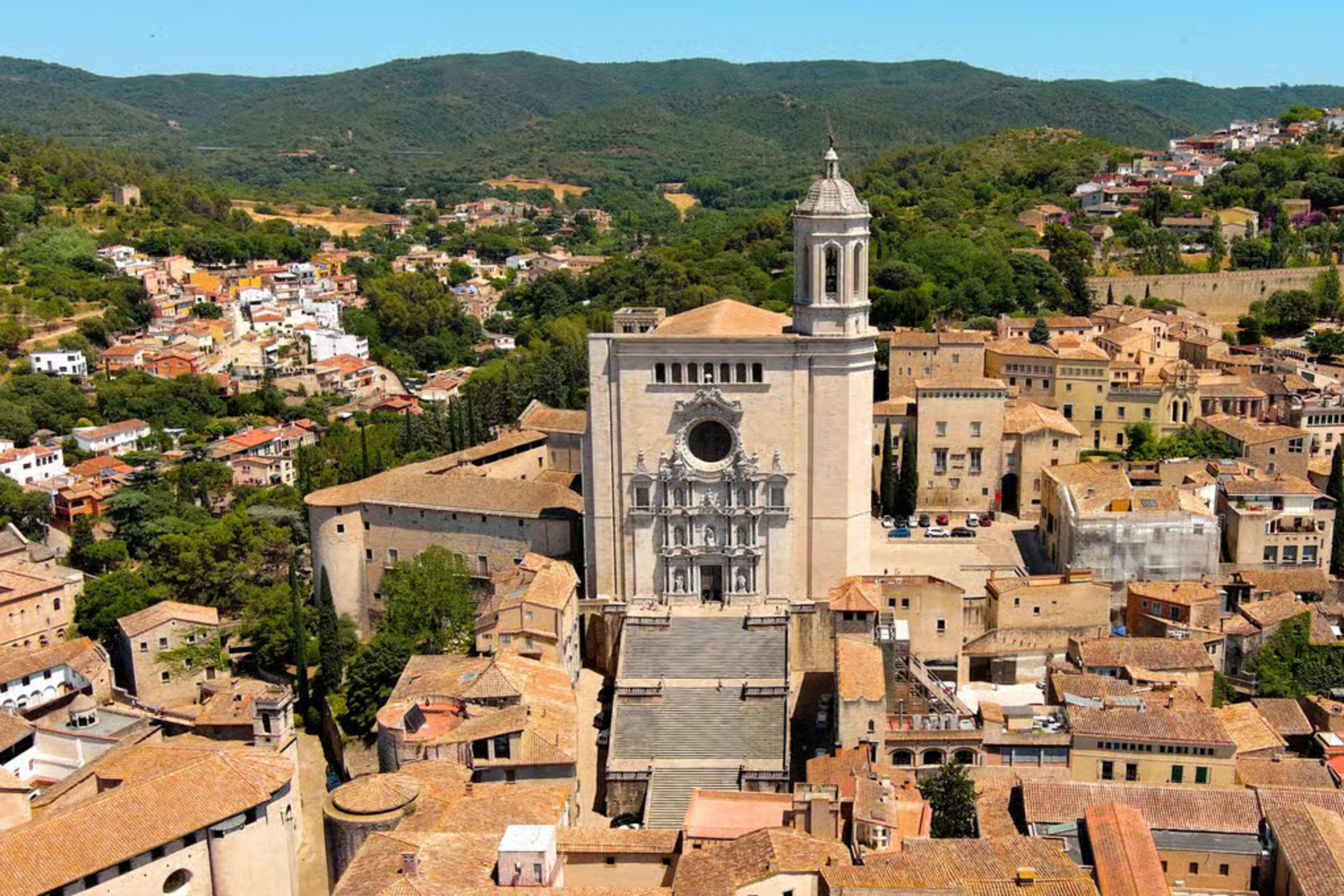 Girona, Besalú & Pals Guided Tour