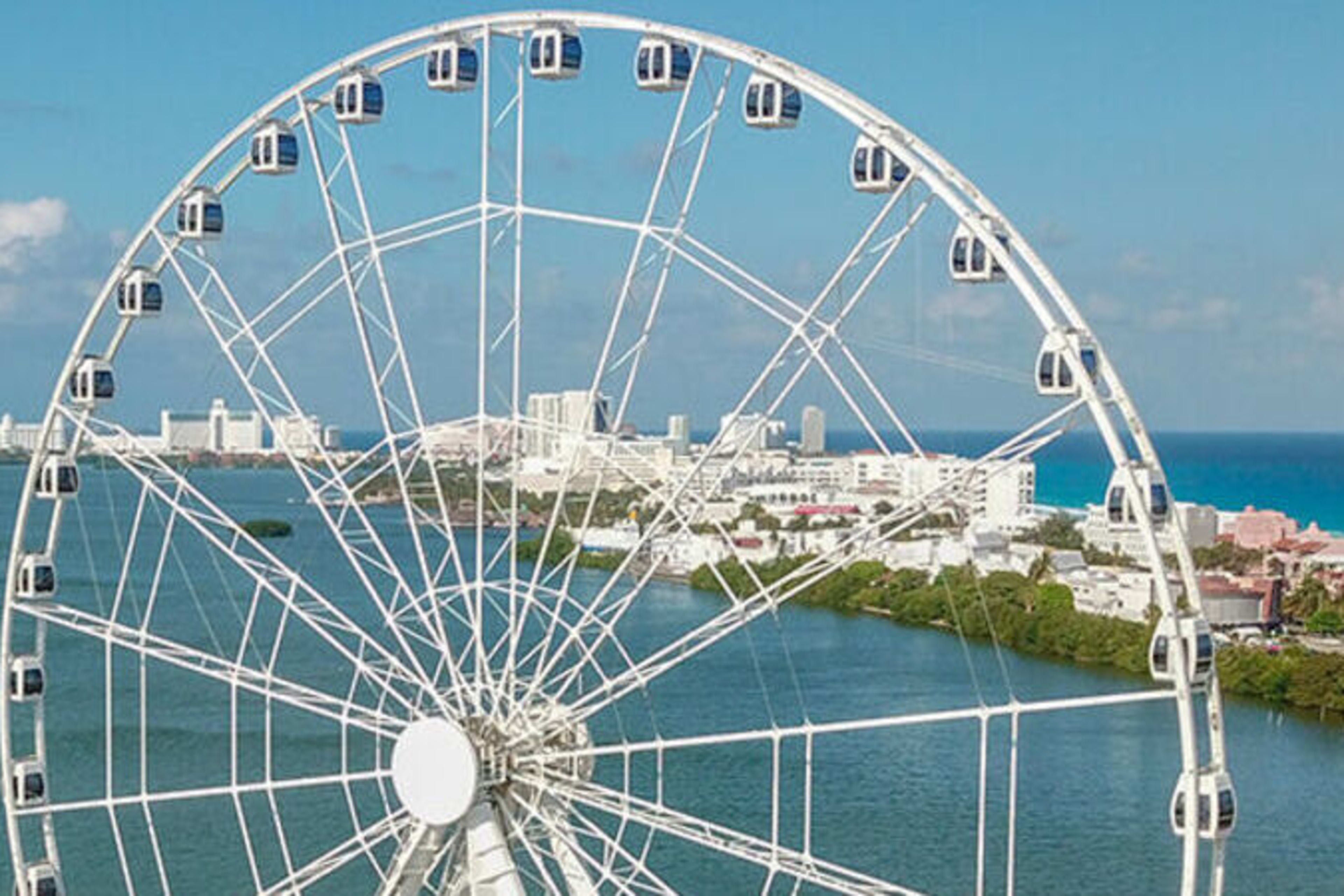 Sky Wheel Cancun