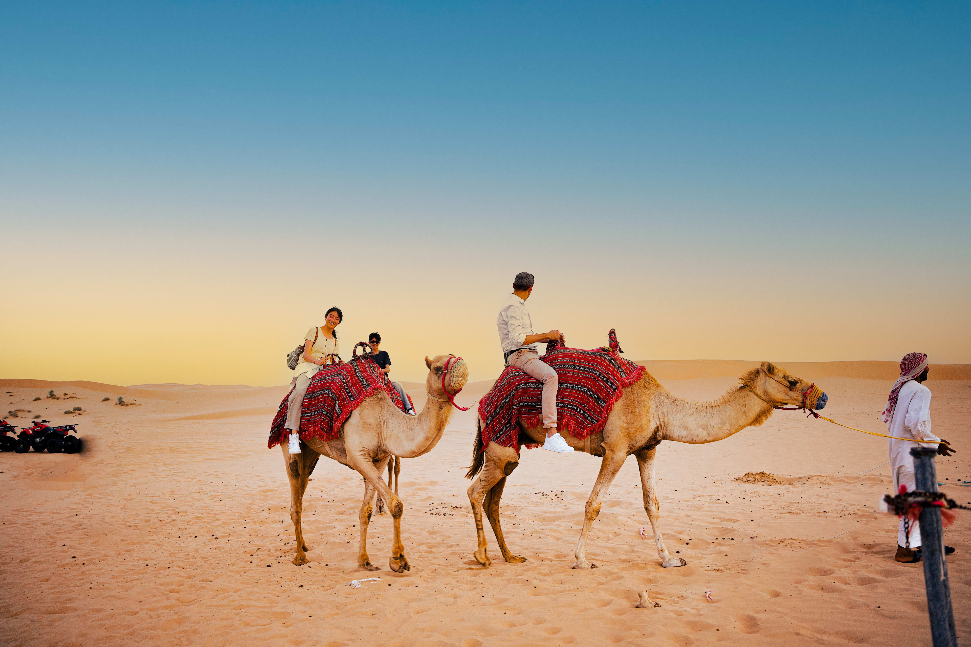 Desert Safari and BBQ Dinner in Abu Dhabi 