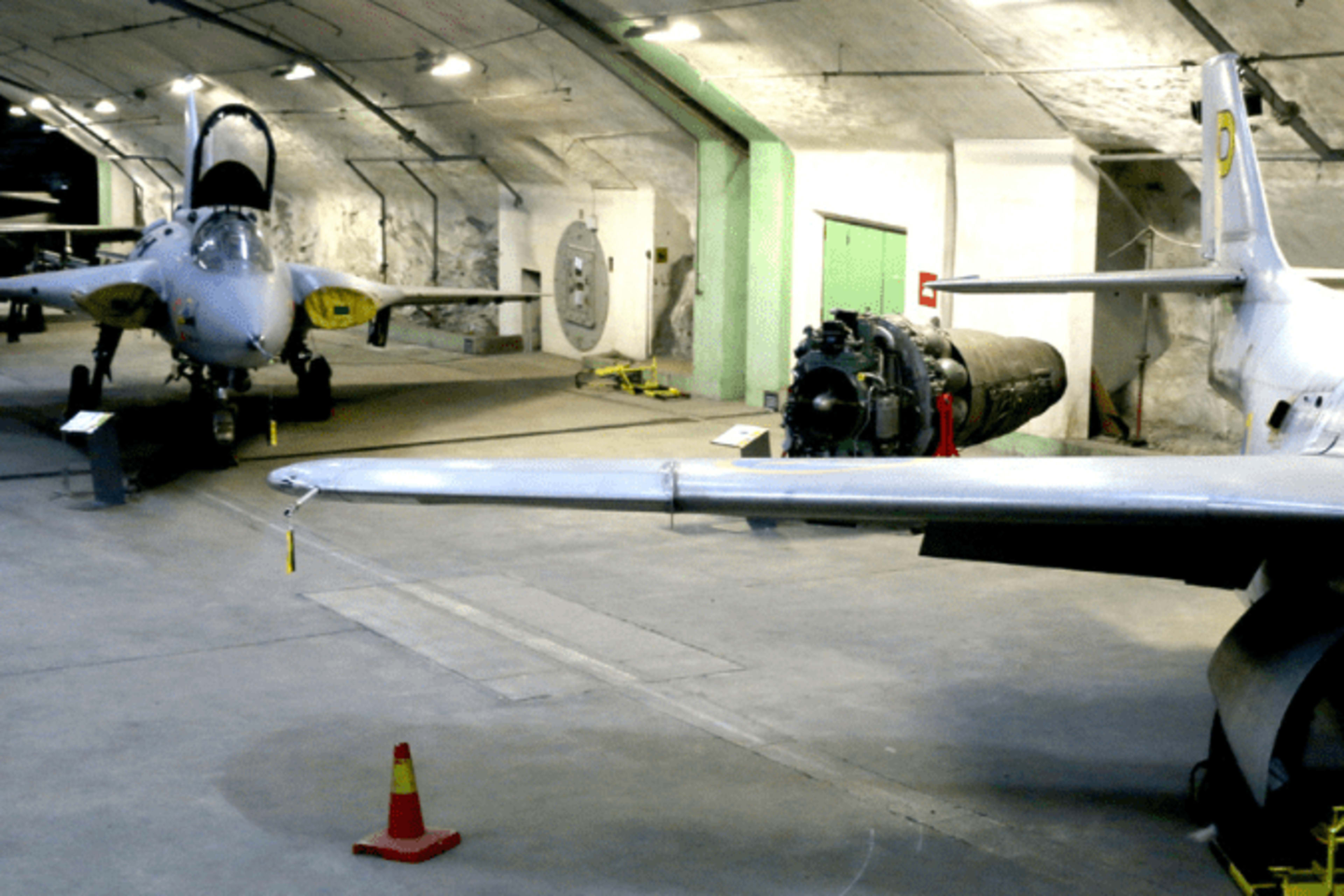 A fighter jet at the Aeroseum in Gothenburg.