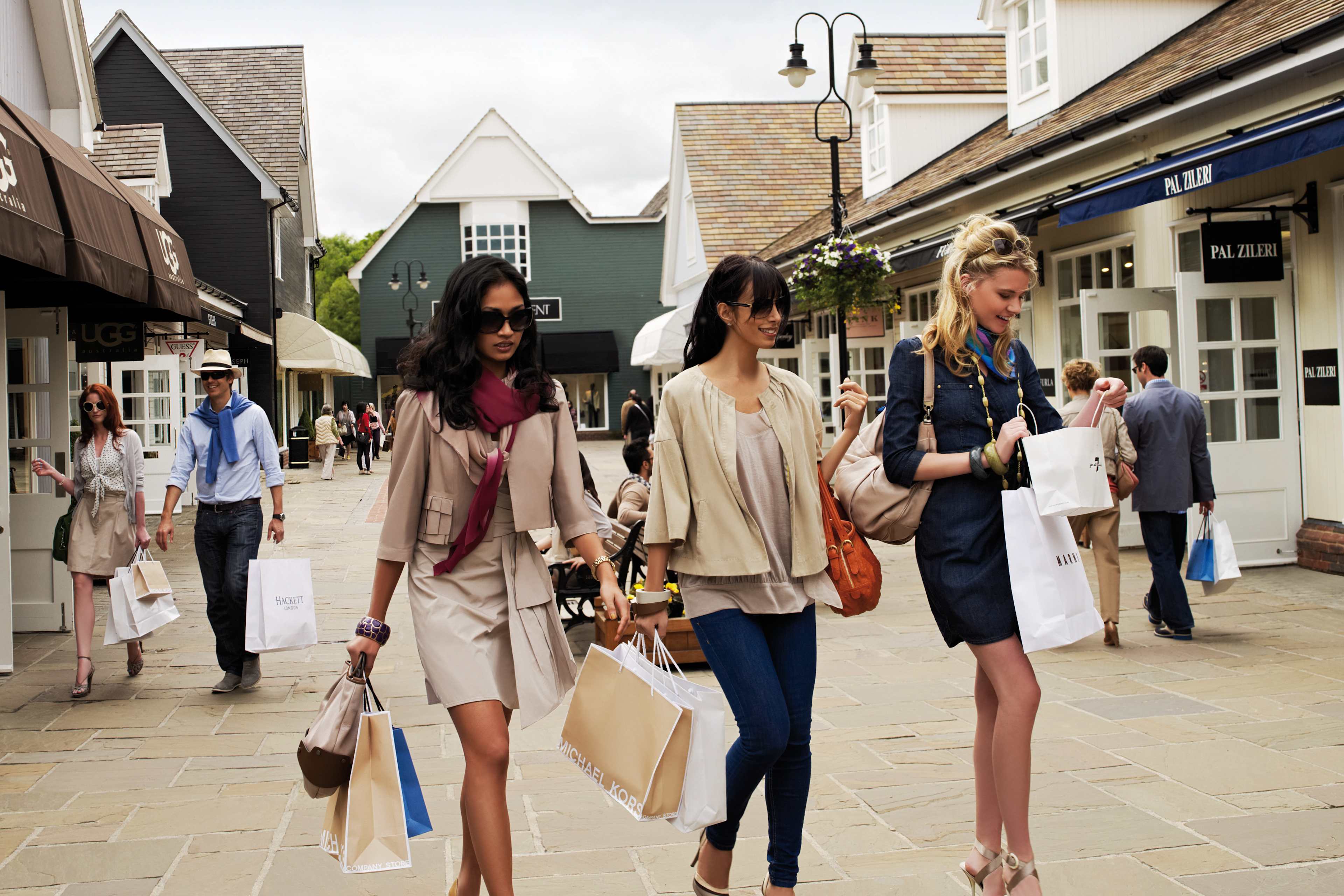 Bicester Village Shopping Express Coach