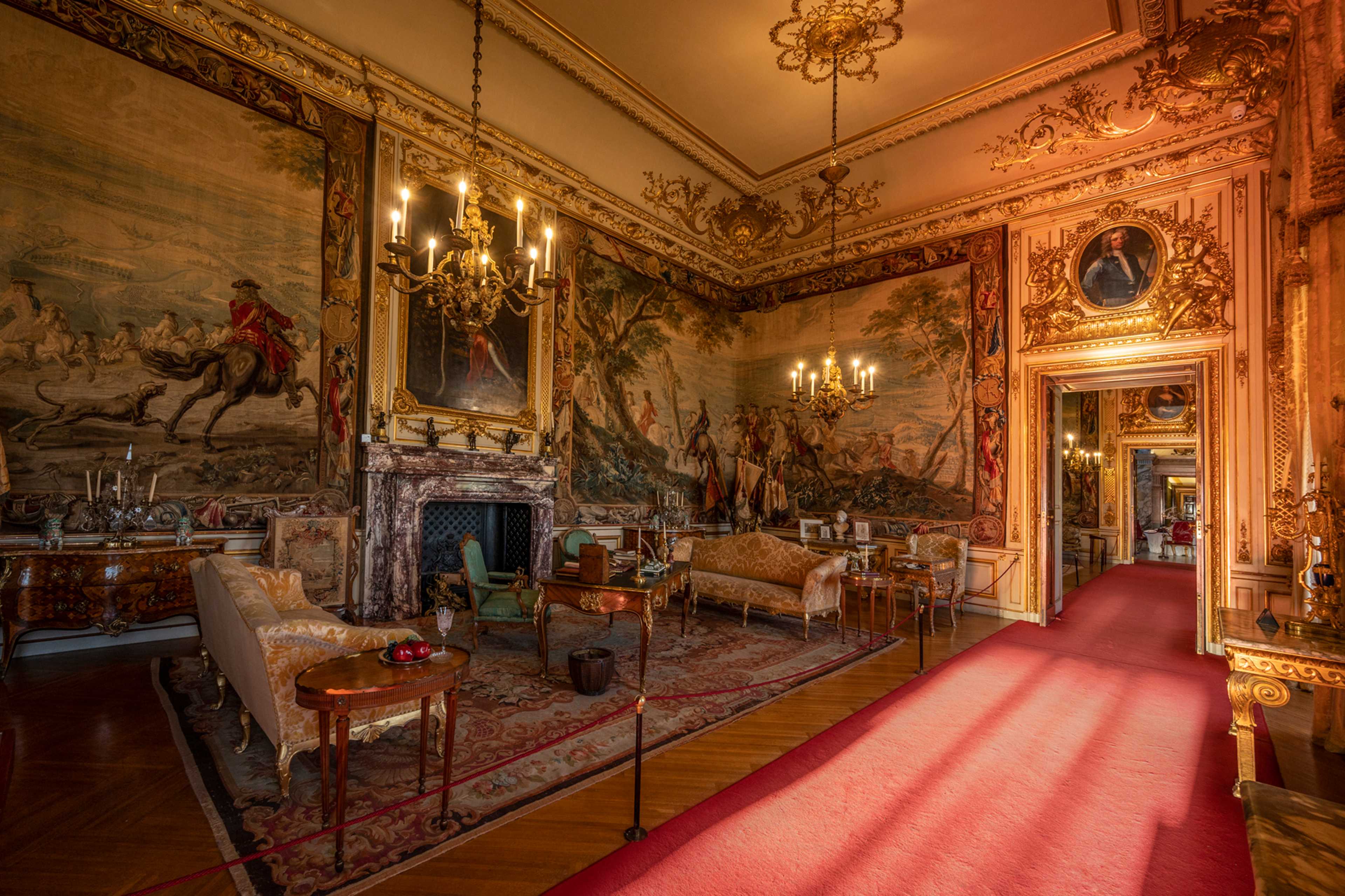 Blenheim Palace Day Trip with Admission