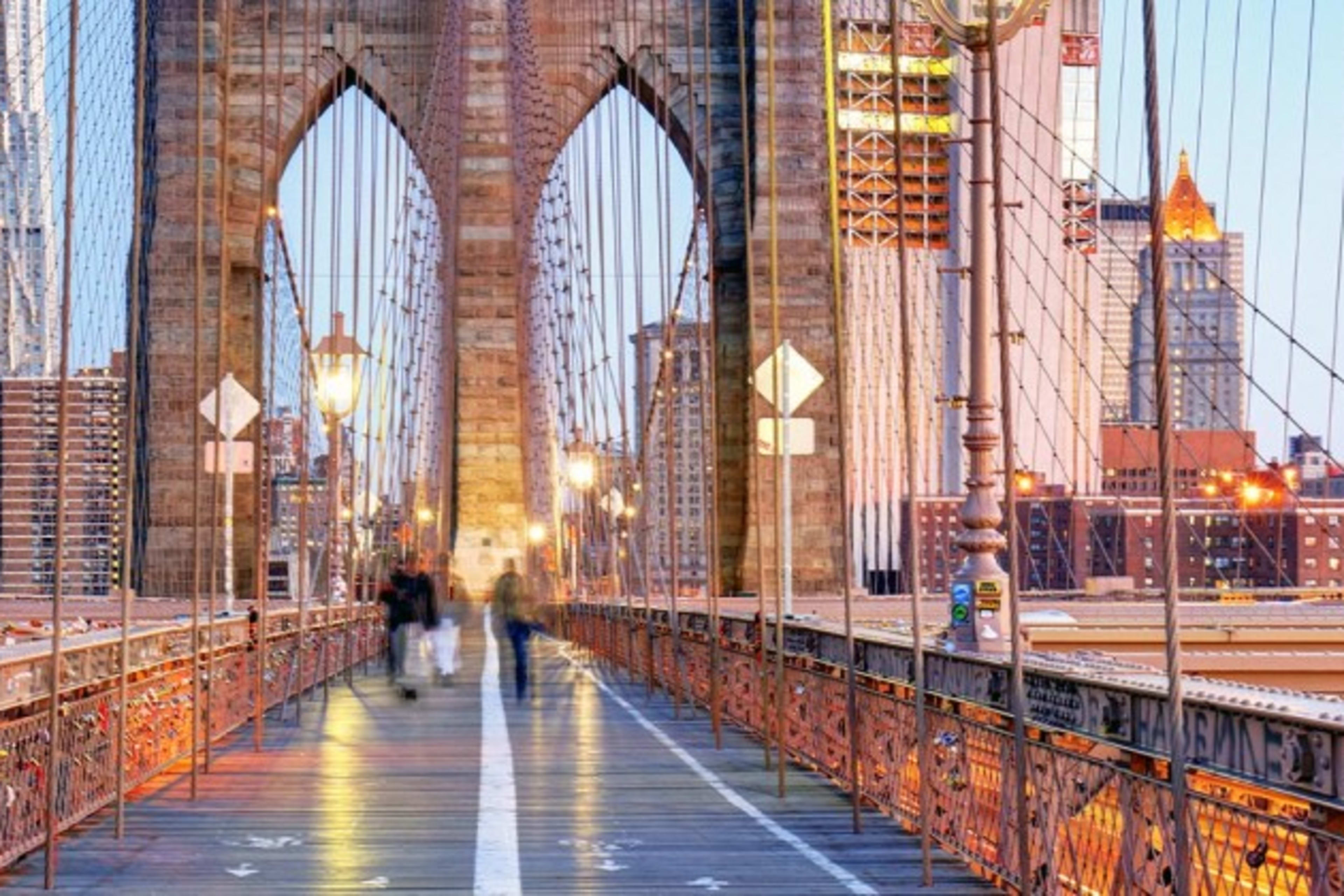 Brooklyn Bridge and DUMBO Neighborhood Tour