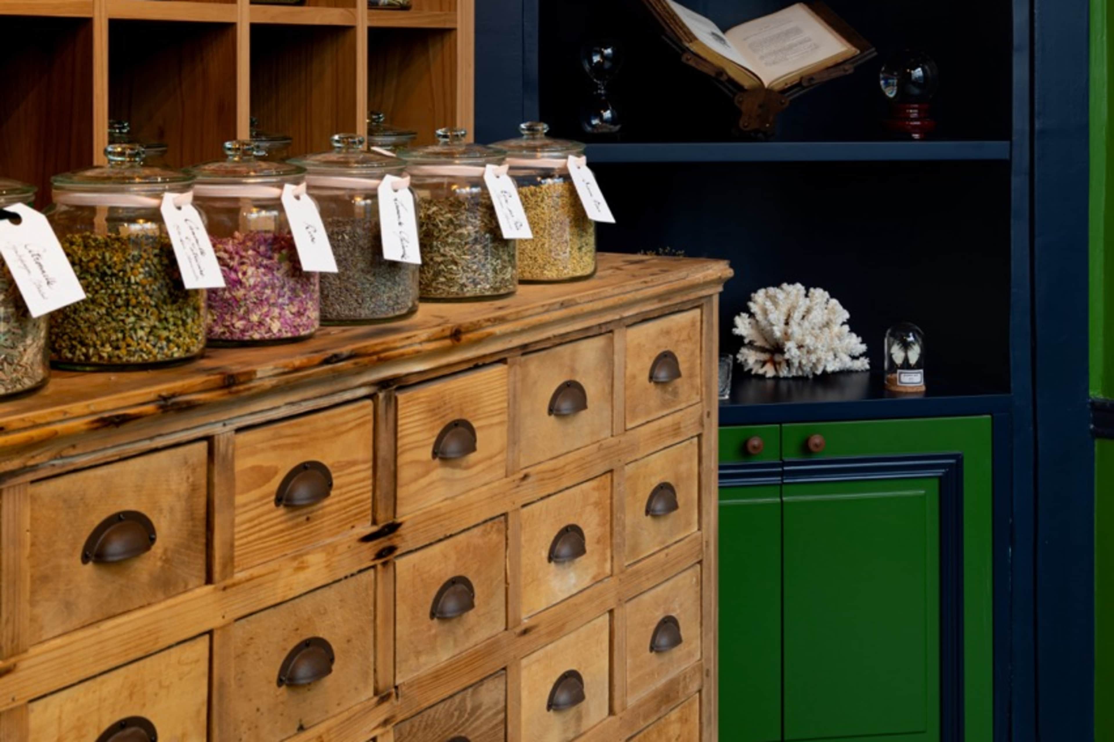 Premium Visit and Tasting at the Arbre Sec Gin Distillery