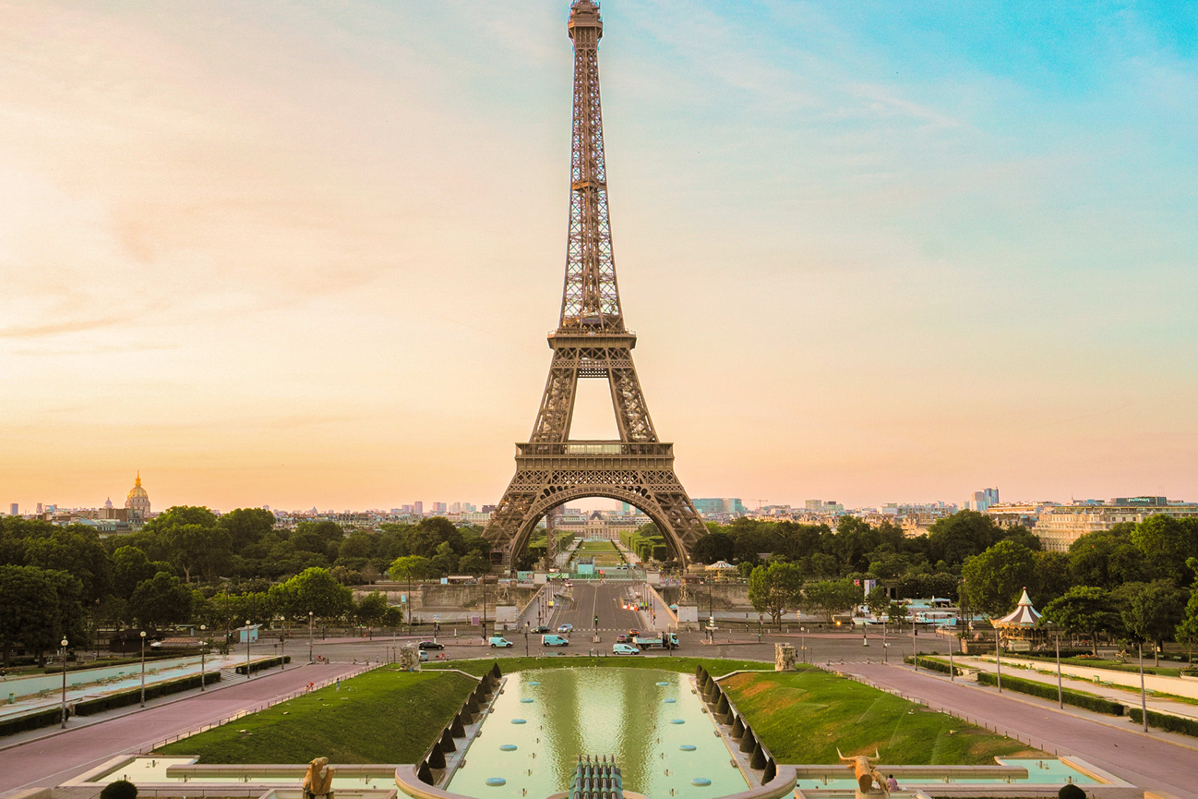 Subida a la segunda planta de la Torre Eiffel