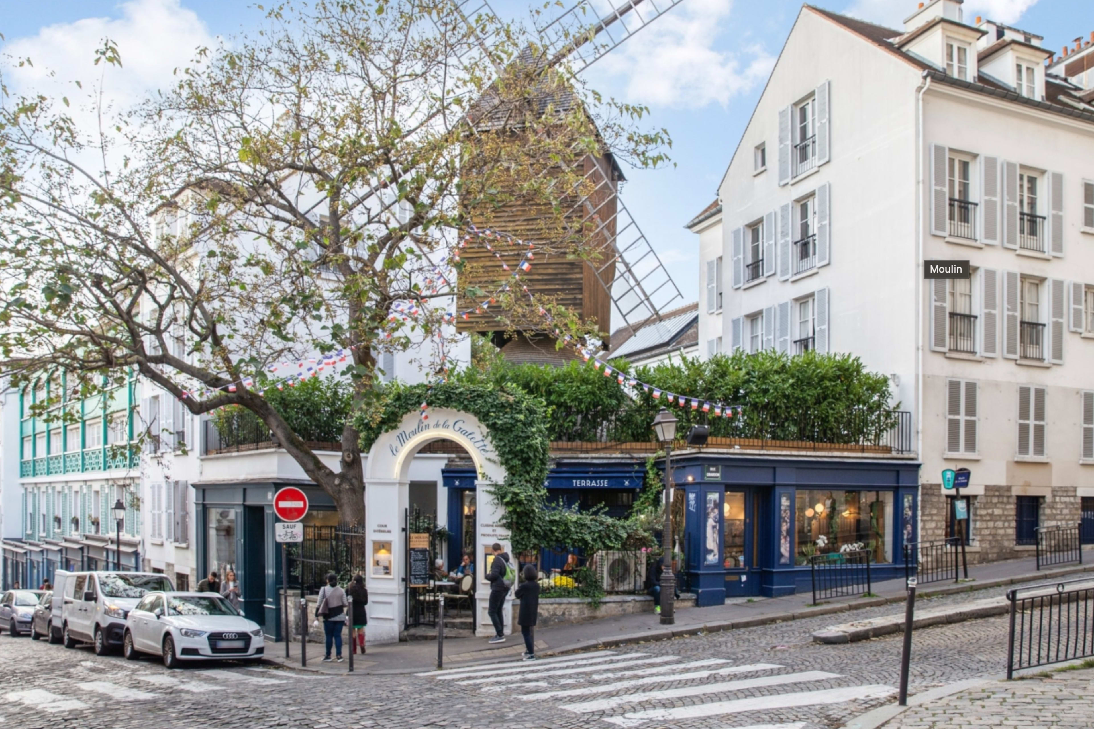 macarons in montmartre