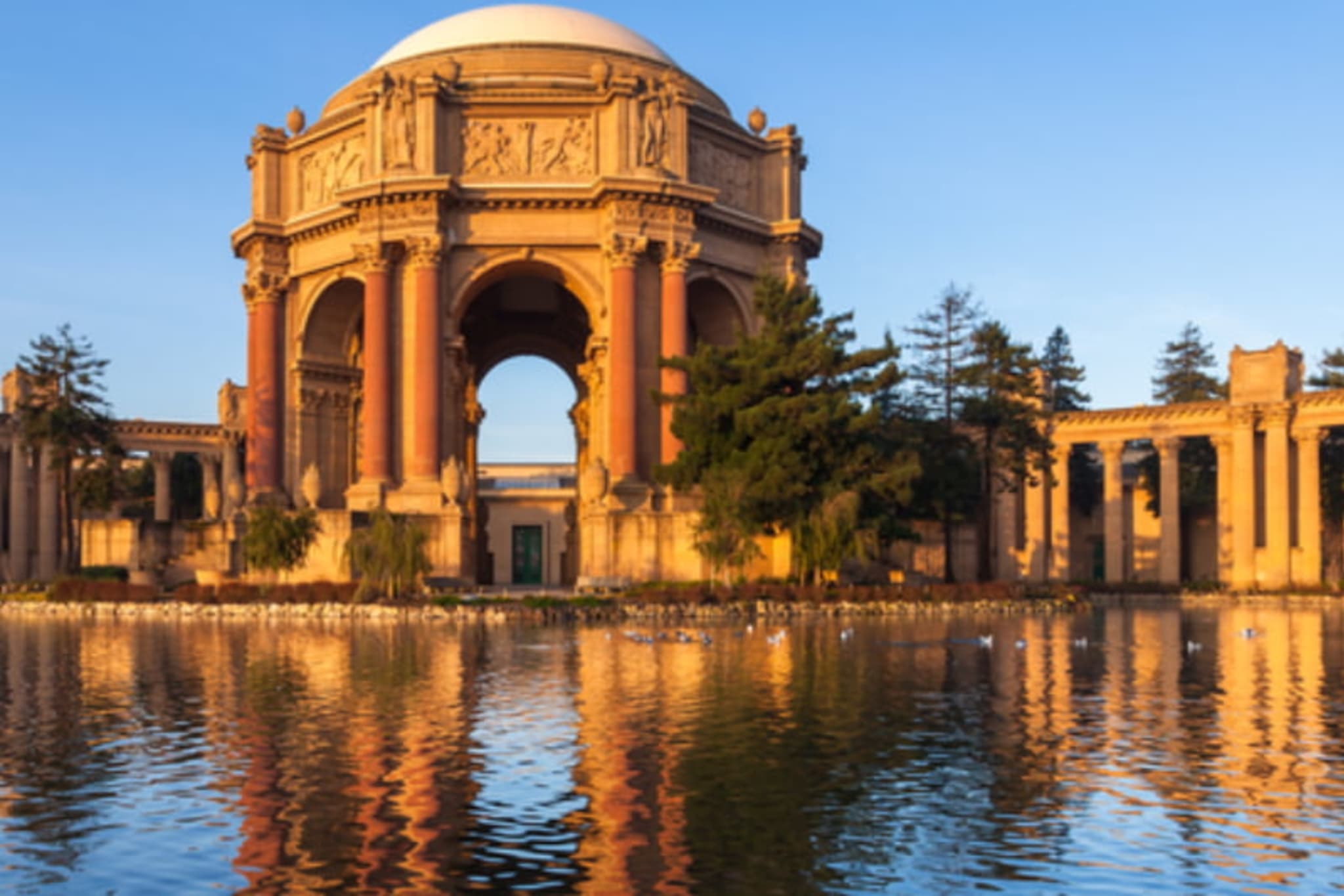 Palace Of Fine Arts reflected in still water