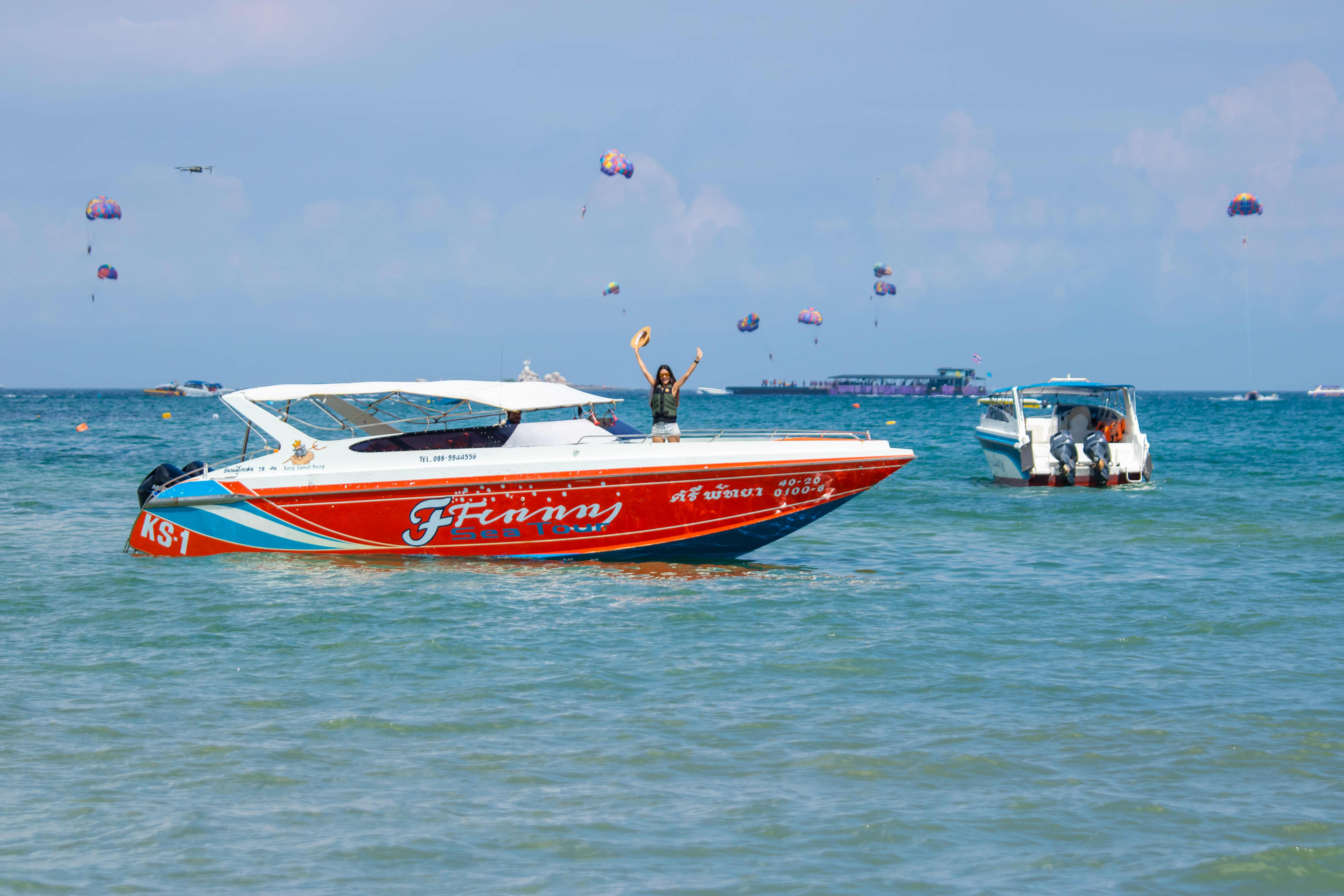 Koh Larn Speedboat Trip with Lunch & Water Activities, Bangkok