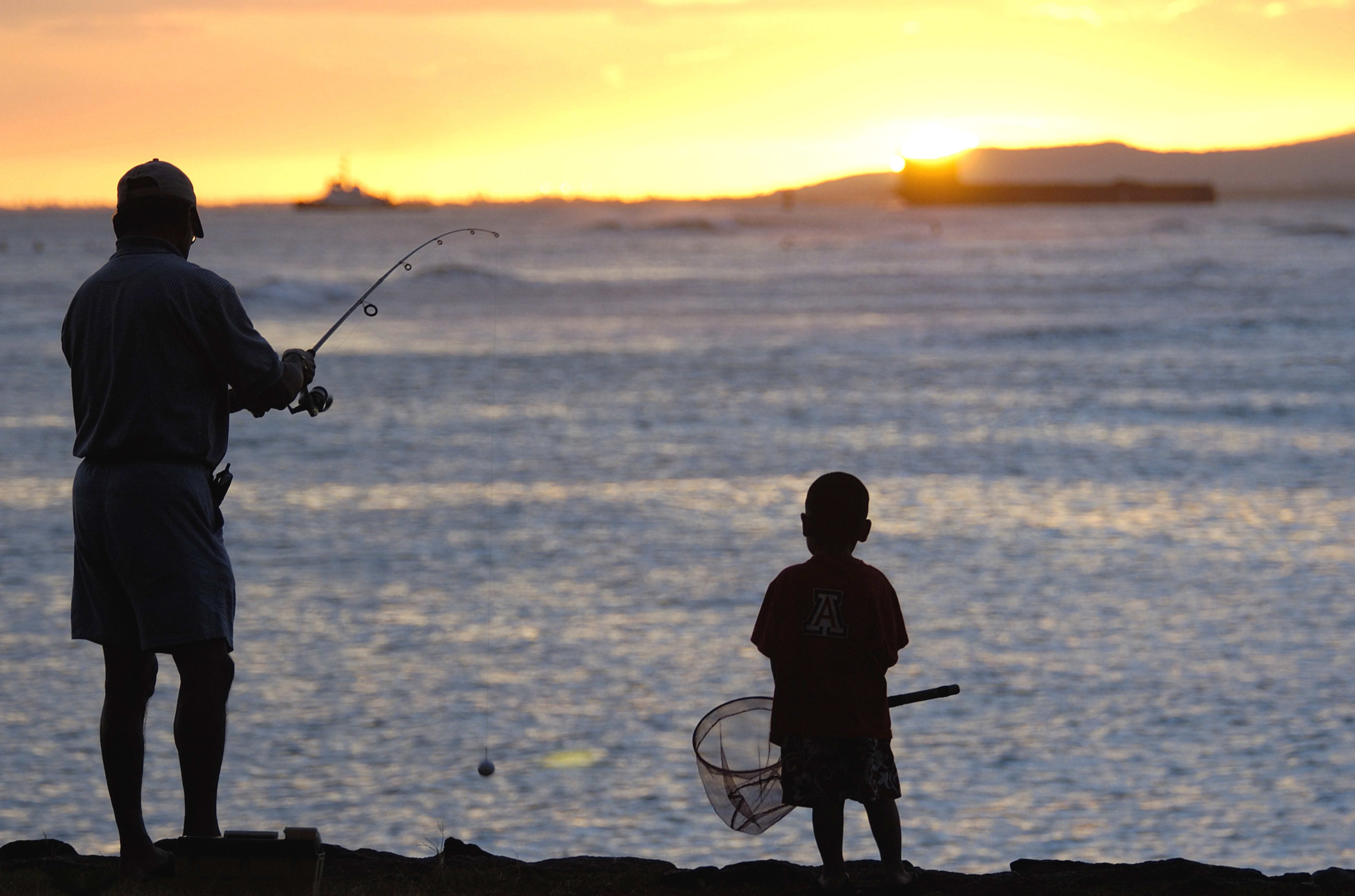 Shoreline Fishing Tickets, Save With Go Oahu