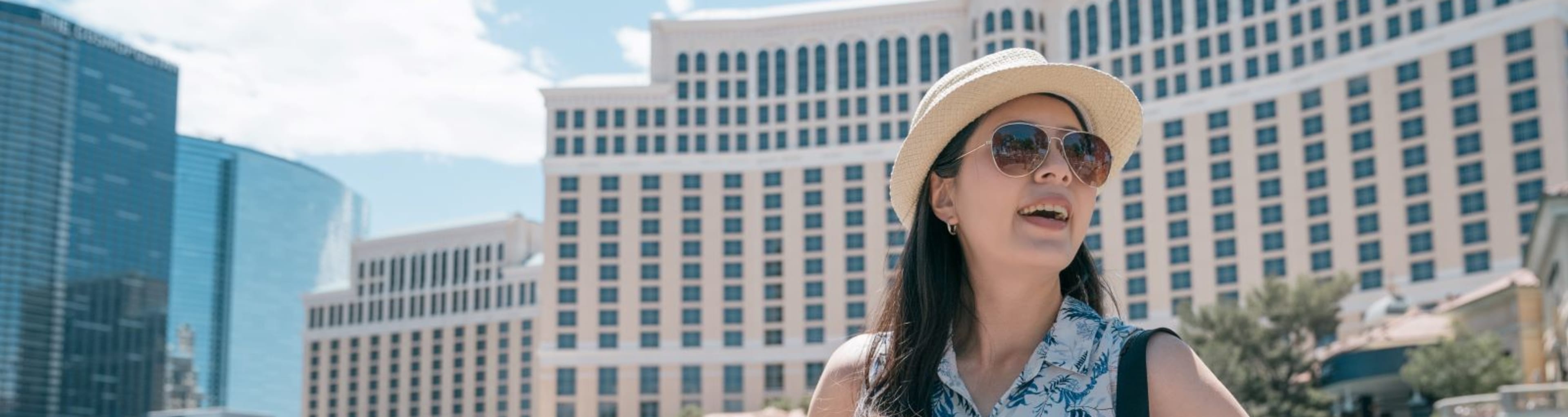 solo tourist at the Bellagion fountains in Las Vegas