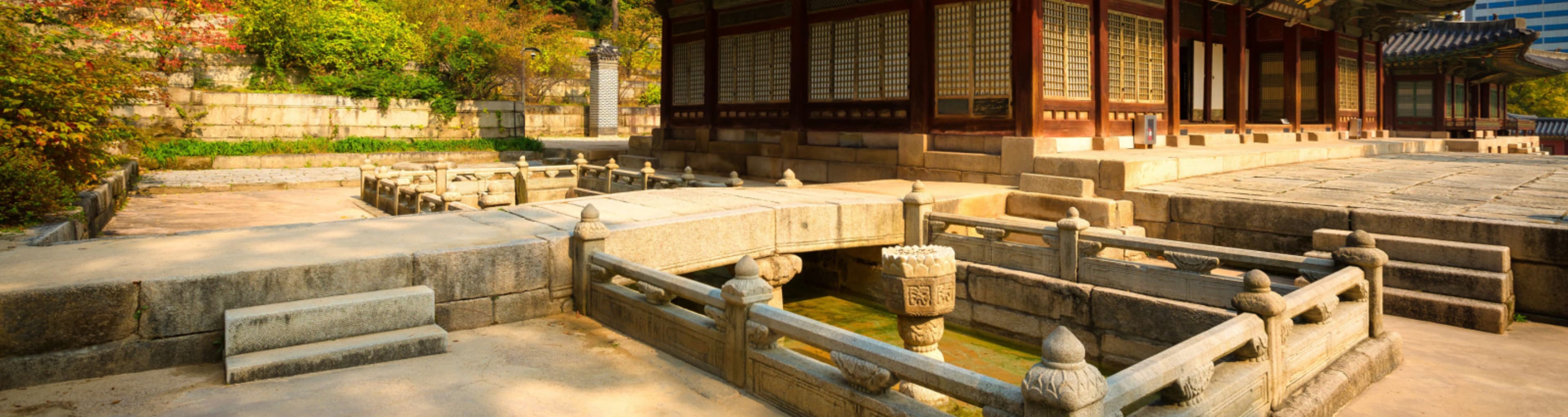 Traditional Korean building in Seoul, South Korea