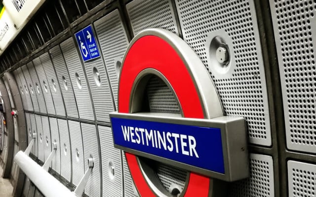 Westminster underground sign