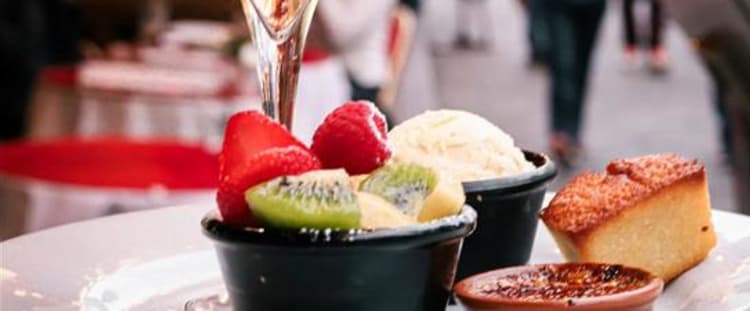 Champagne Gourmand 