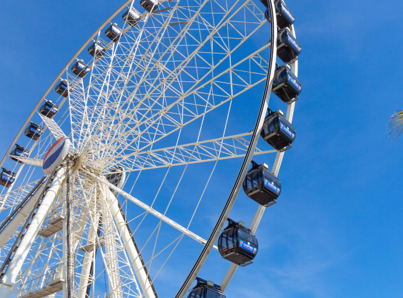 Cancun's Ferris wheel in the bright sunshine