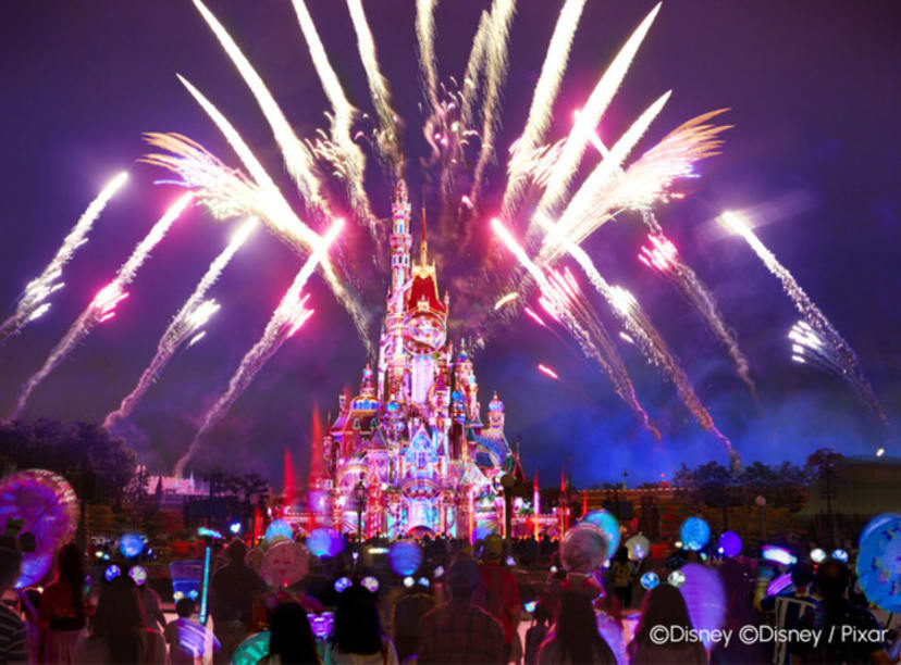 A Complete Guide to Hong Kong Disneyland