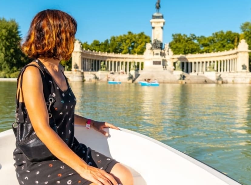 Tourist on the boating lake at Retiro Park, Madrid.