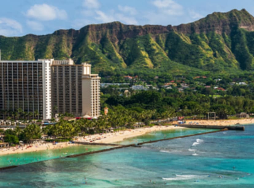 Honolulu panorama with Waikiki Beach and Diamond Head peak.