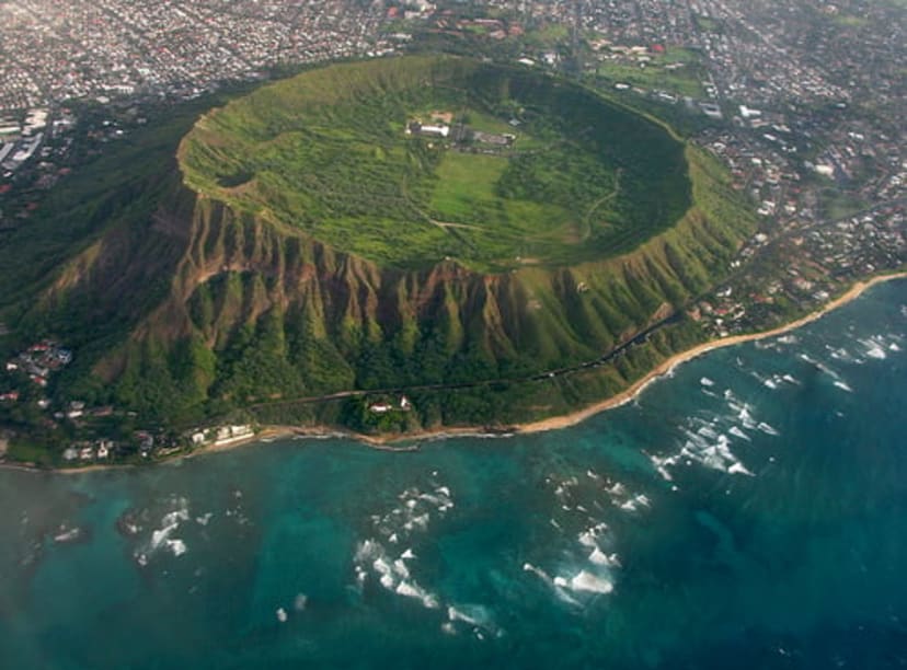 diamond head oahu hawaii hike