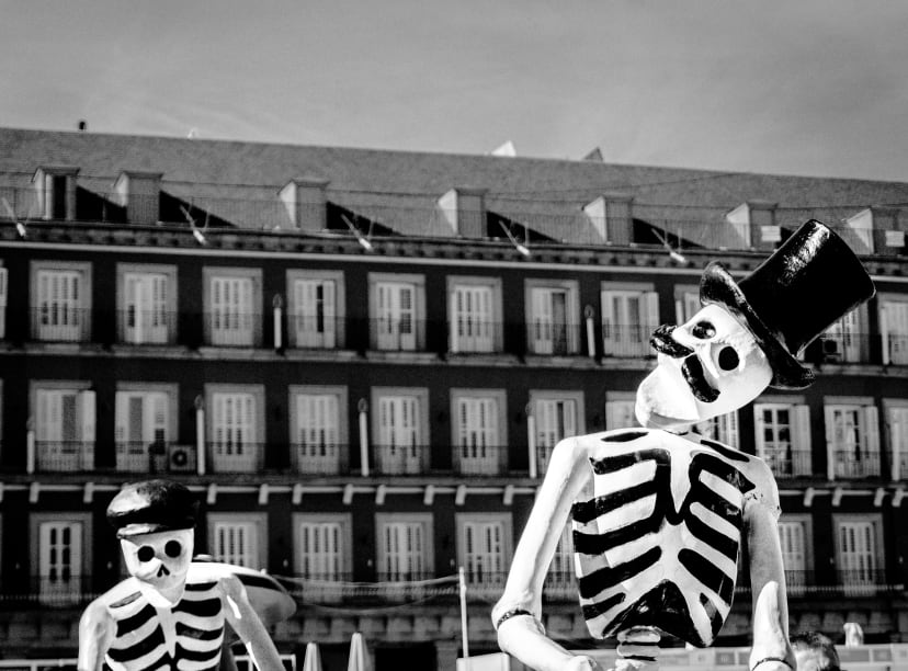 black-and-white-bones-building-1599469.jpg