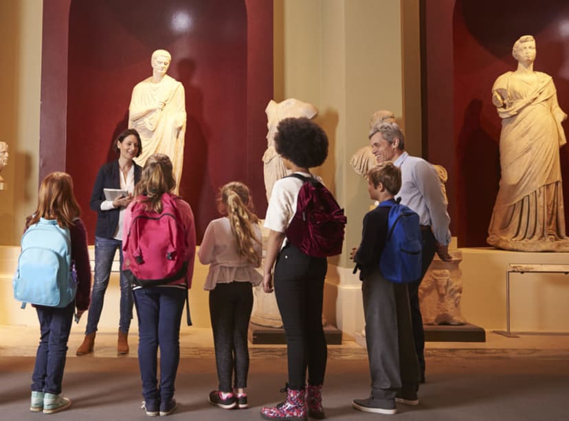 School trip to a museum