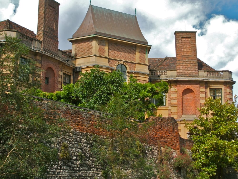 Aneddoti su Eltham Palace 