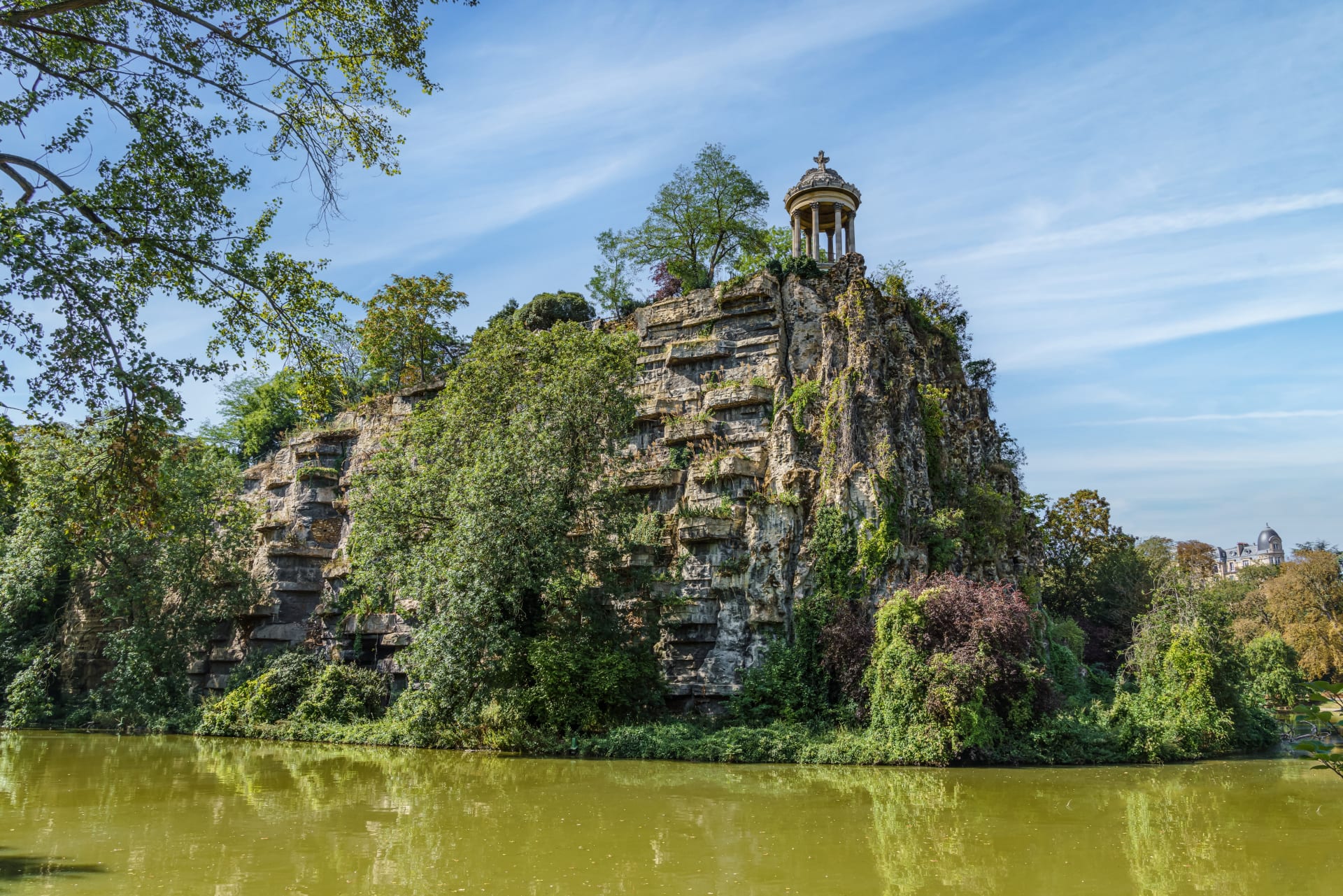 뷔트 쇼몽 공원(Parc des Buttes-Chaumont)