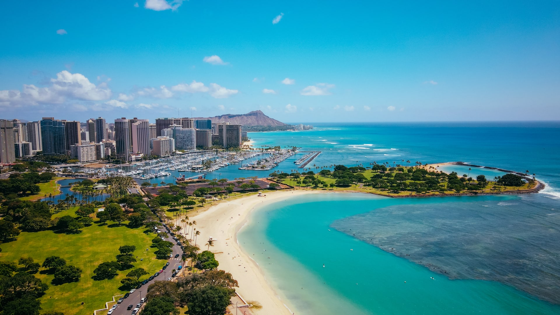 aerial-ala-moana-beach-park-honolulu
