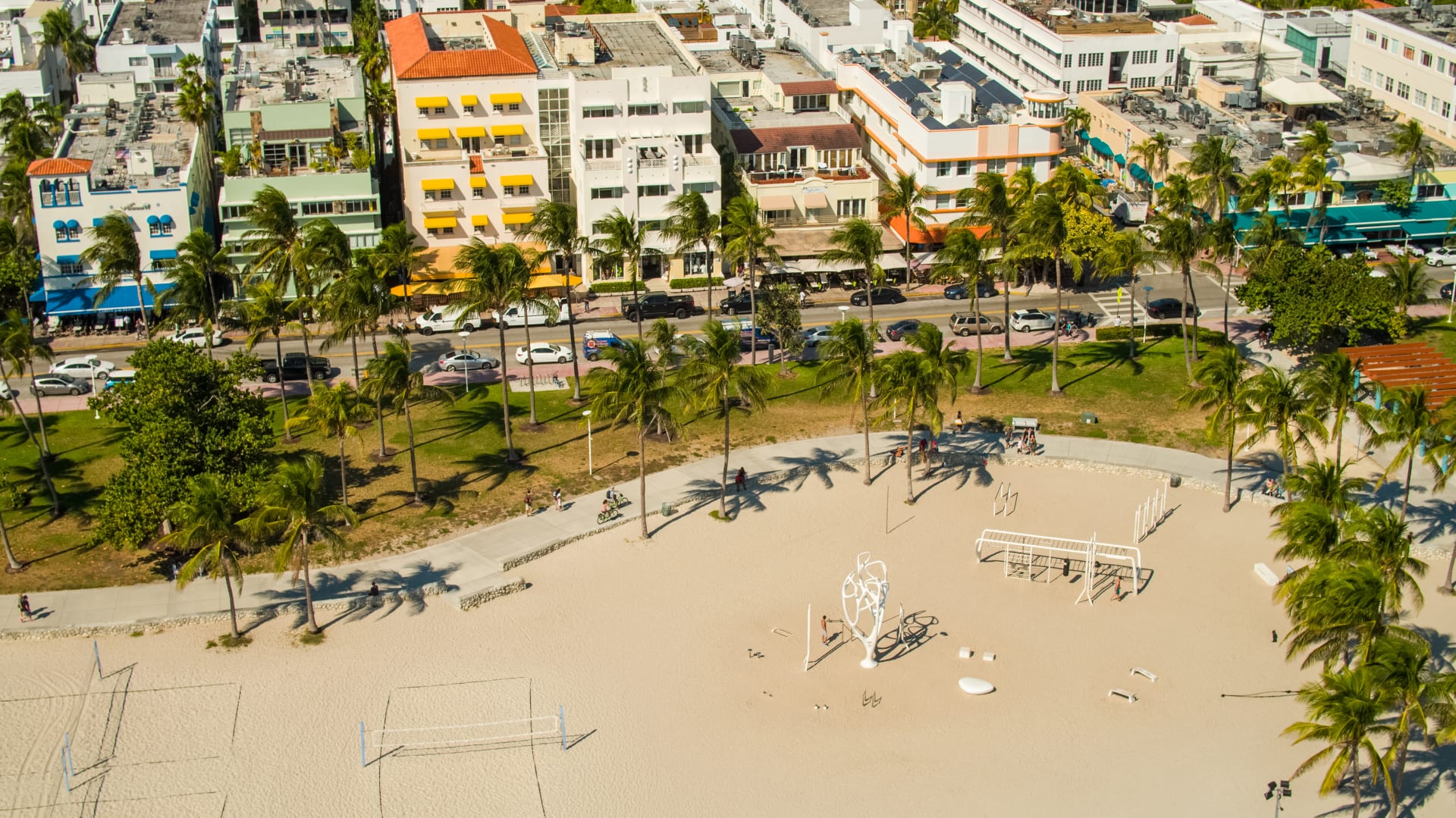 aerial-miami-beach-lummus-park